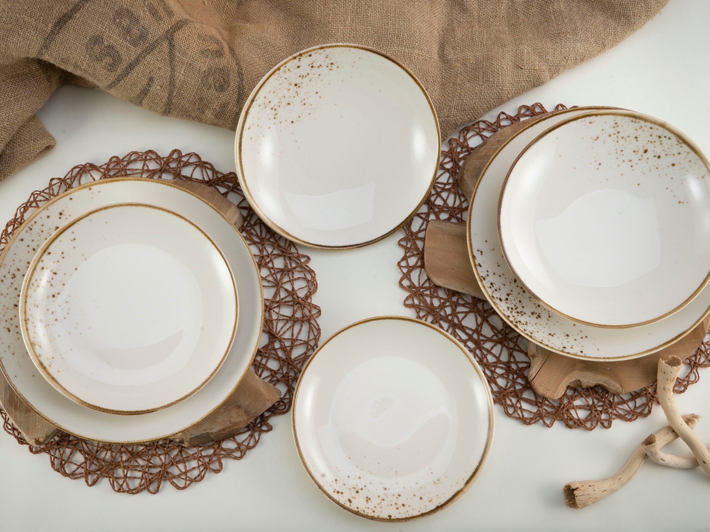 CreaTable Teller-Set »Nature Collection Natural Living«, (Set, 12 tlg.), Reaktivglasur mit Sprenkeln, jedes Stück ein Unikat