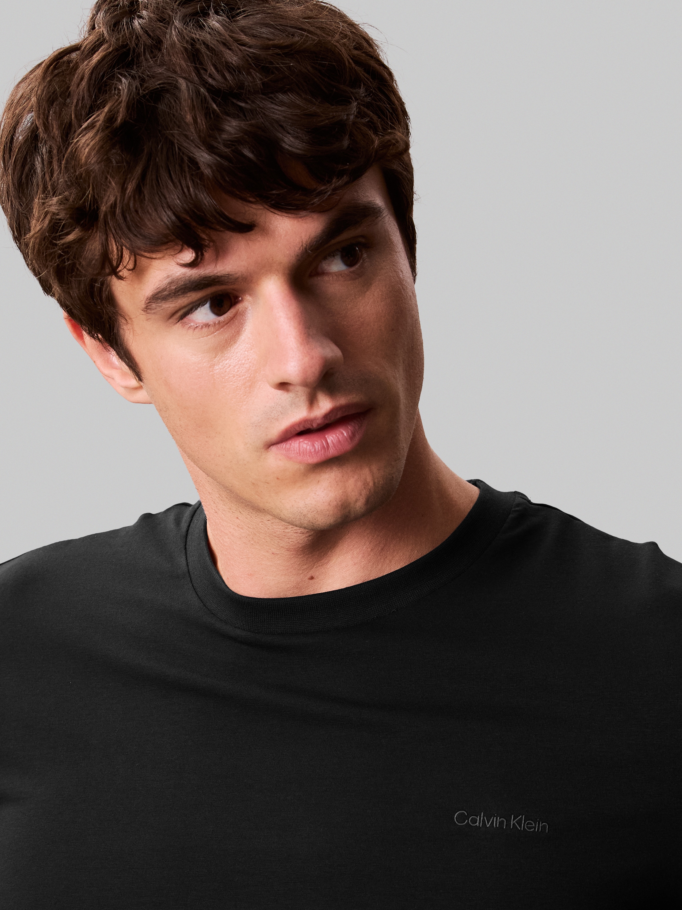 Calvin Klein T-Shirt »SS STRETCH COTTON SLIM TEE«, Mit Rundhalsausschnitt
