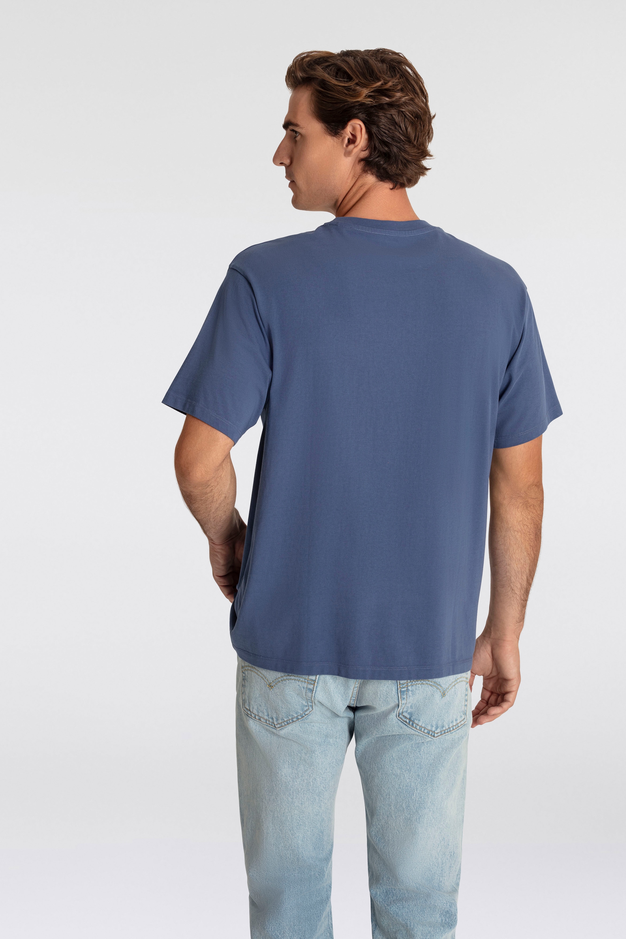 Levi's® T-Shirt »SEVINTAGE«, mit Logo-Aufnäher auf der Brust