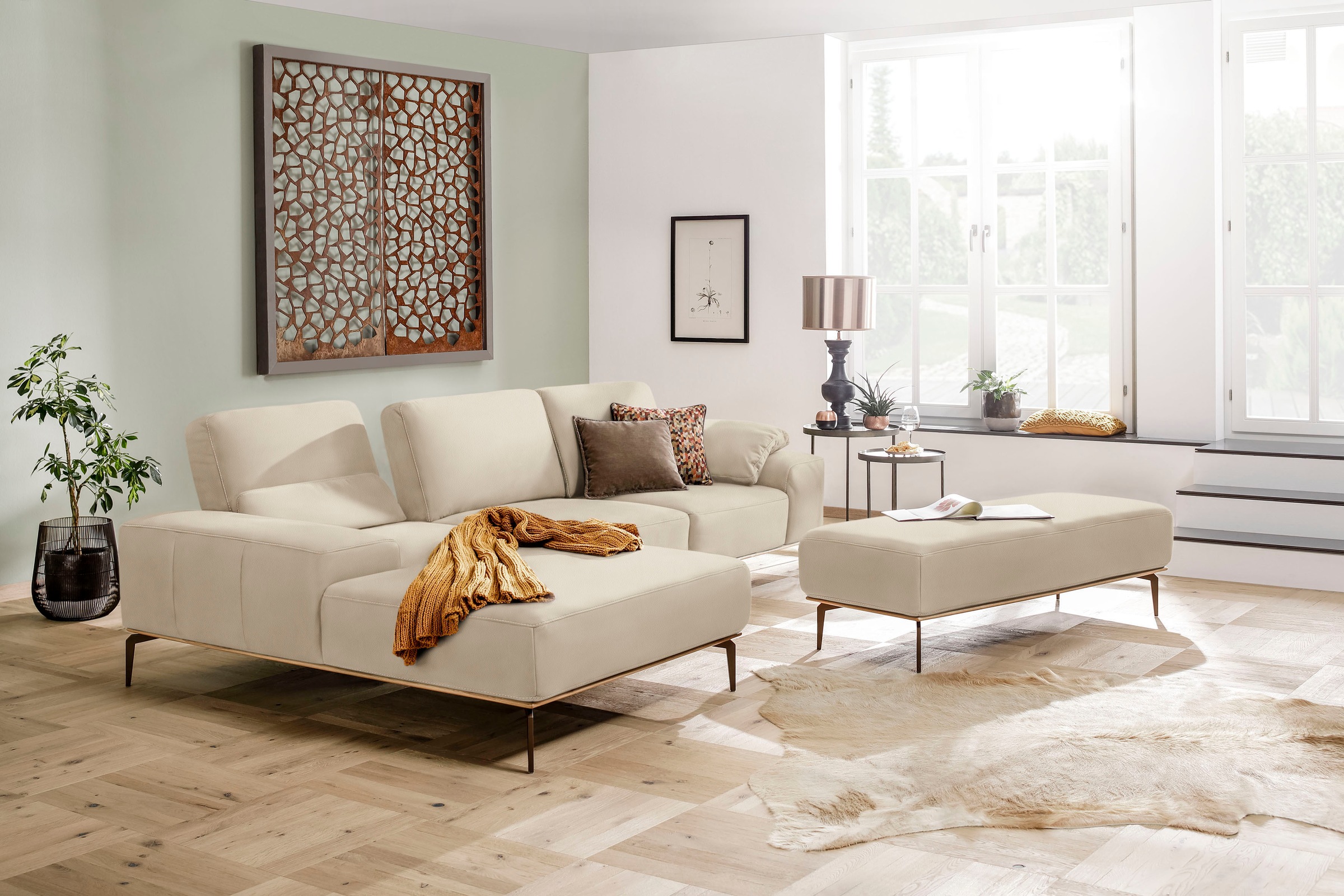W.SCHILLIG Ecksofa »run, Designsofa mit tollem Sitzkomfort, bequem, L-Form«, mit Holzsockel, Füße in Bronze pulverbeschichtet, Breite 319 cm