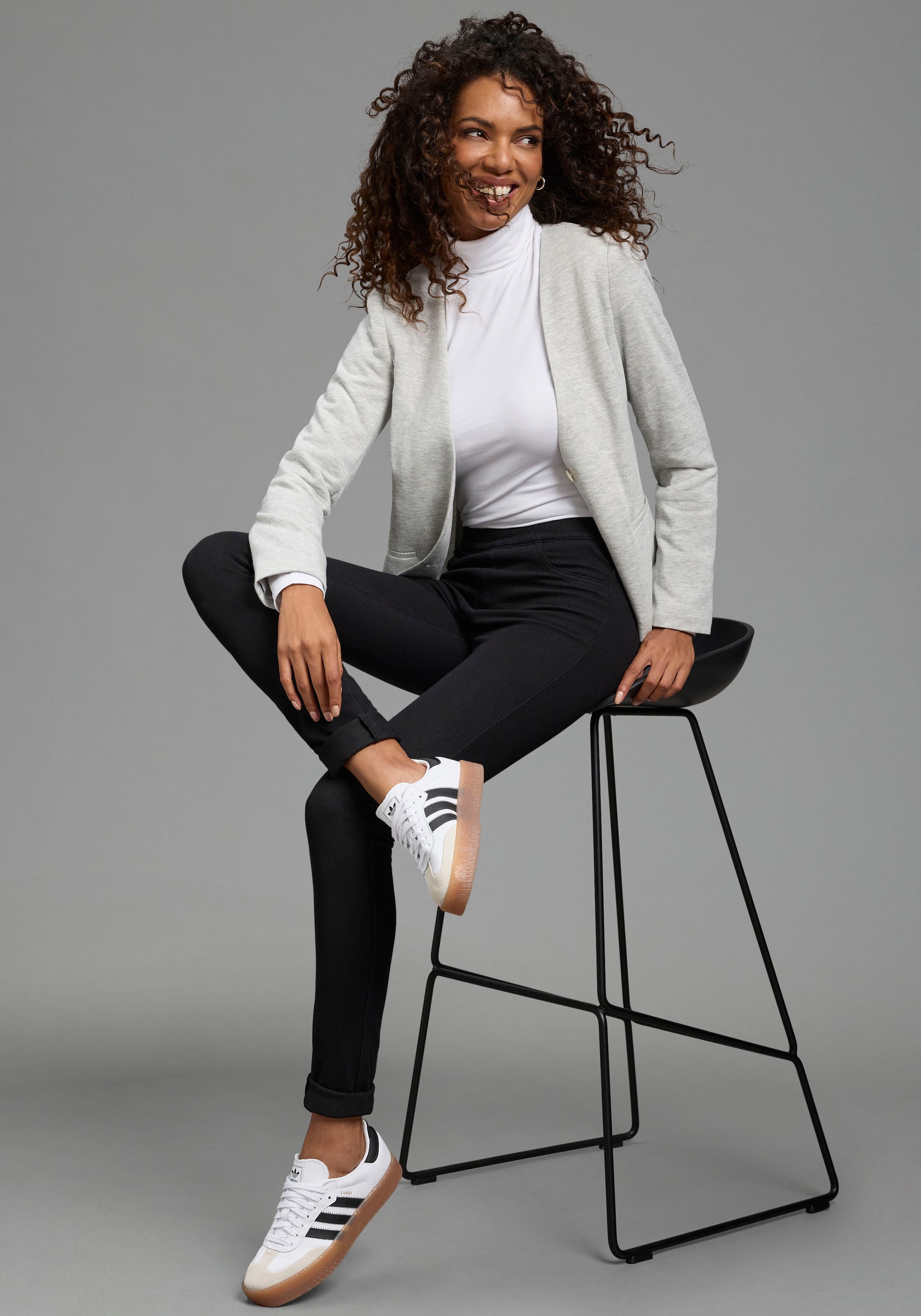 Laura Scott Kurzblazer femininer Stil, aus Polyester und Baumwolle, mit melierter Optik