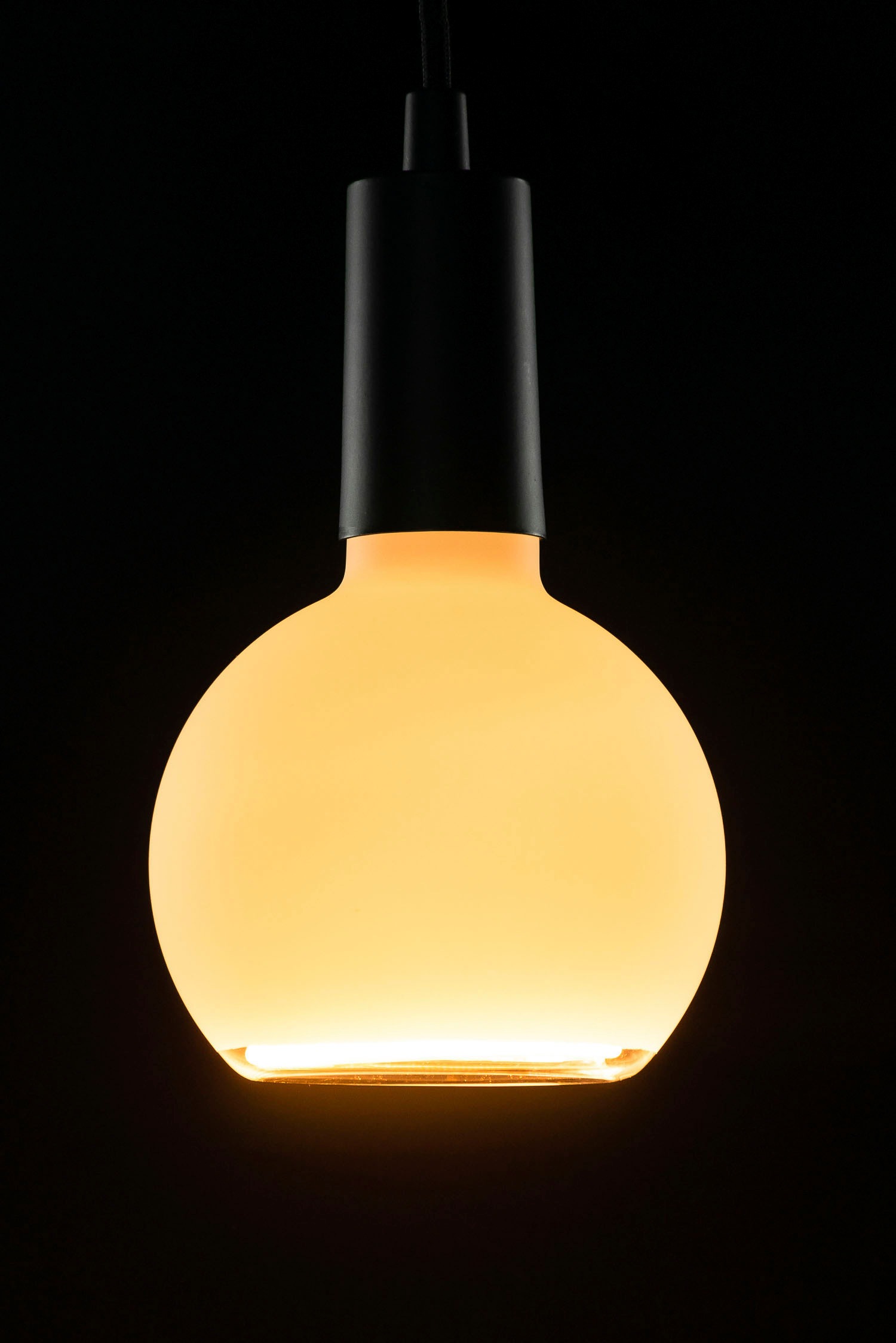 SEGULA LED-Leuchtmittel »LED Floating Globe 125 Ambient matt«, E27, 1 St., Farbwechsler, LED Floating Globe 125, matt, Ambient Dimming, E27, 5W, CRI 90