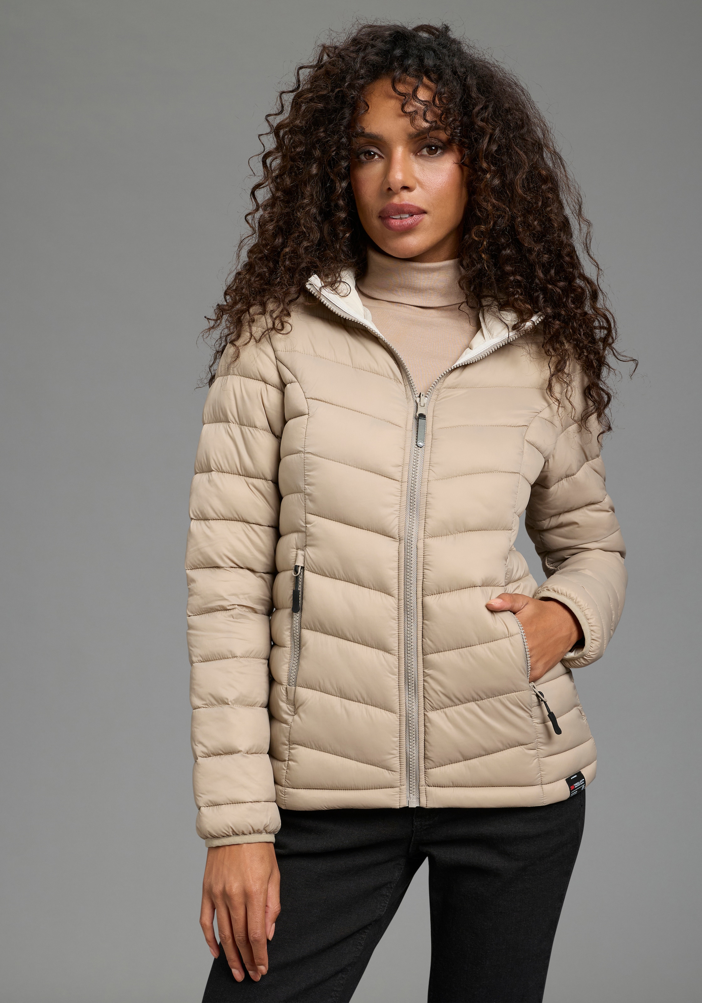 Polarino Steppjacke mit Kapuze Übergangsjacke für kühle Tage,  aus leichtem Webmaterial