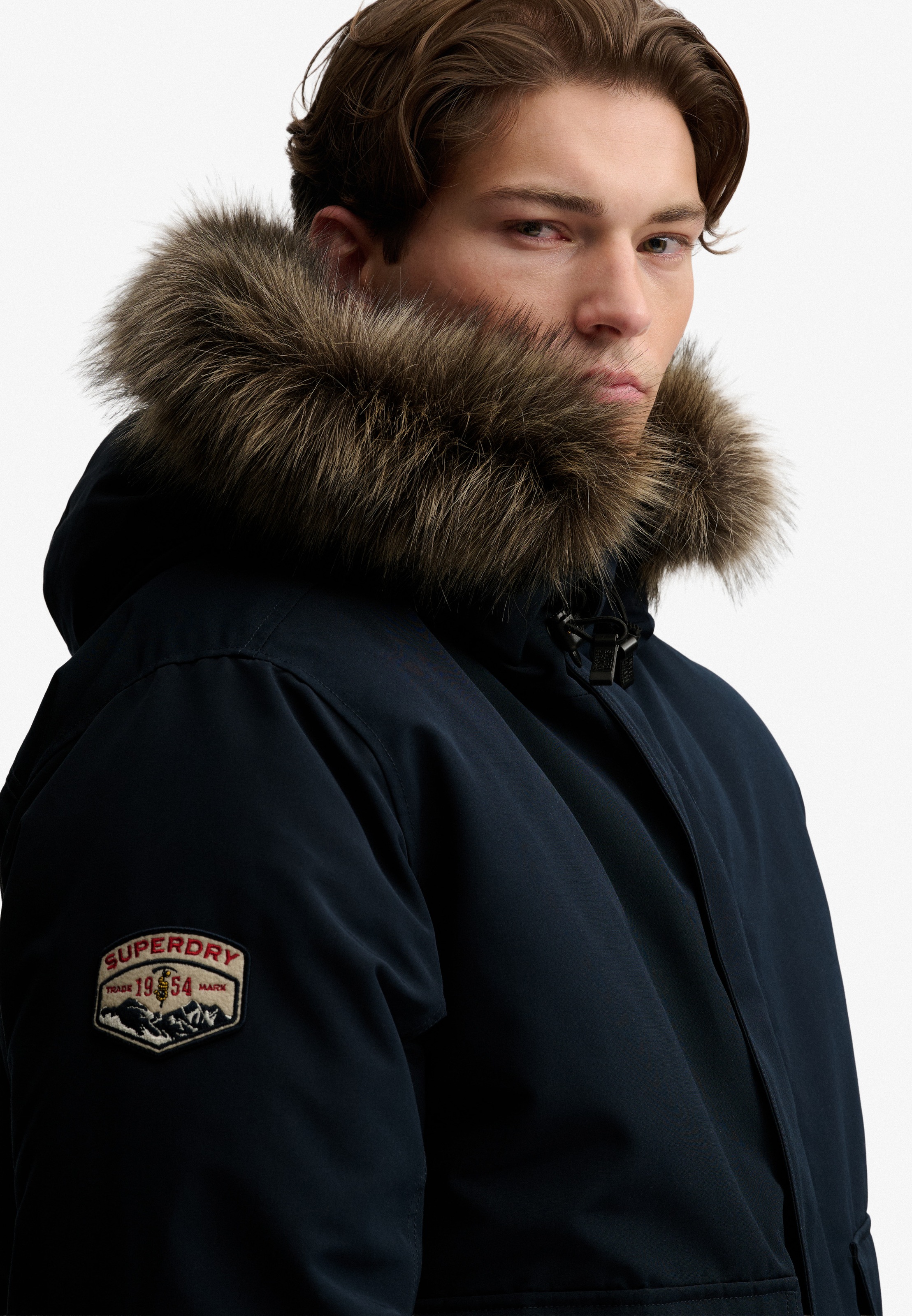Superdry Bomberjacke »FAUX FUR EVEREST BOMBER JACKET« mit Kapuze Kunstfaser, relaxed fit
