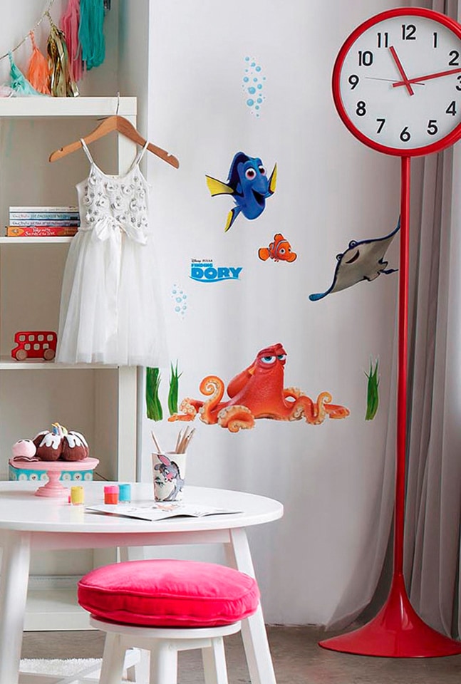 Komar Wandtattoo »Dory and Friends - Größe 50 x 70 cm«, (12 St.), selbstklebend, Wandsticker, Kinderzimmer