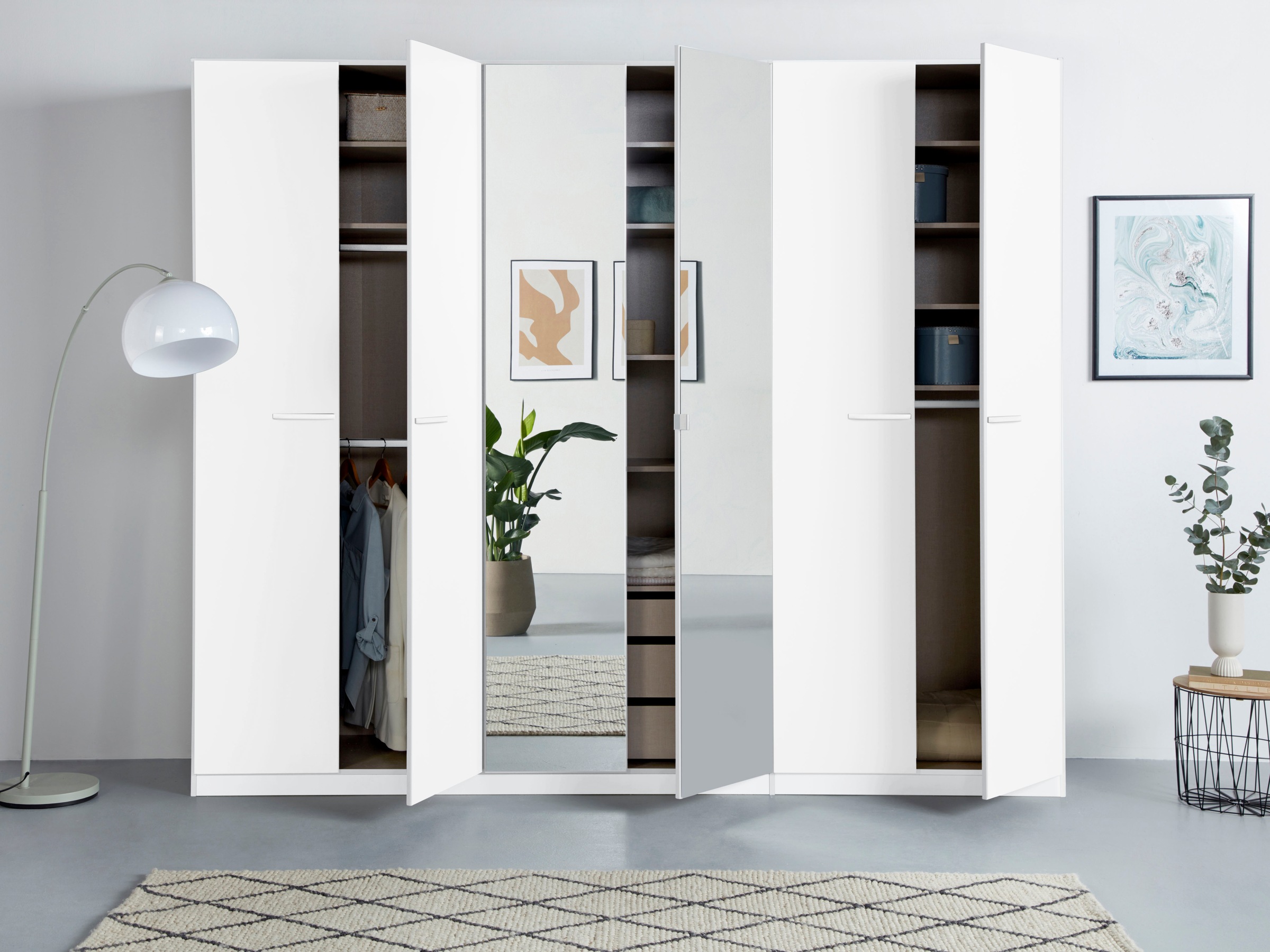 rauch Drehtürenschrank »Kleiderschrank Schrank Garderobe TOPSELLER OTELI inkl. Inneneinteilung«, (erhältlich in Breiten 91-360 cm, ab Breite 136cm inkl. Innenschubladen), mit zusätzlichen Einlegeböden, optional mit Spiegel MADE IN GERMANY
