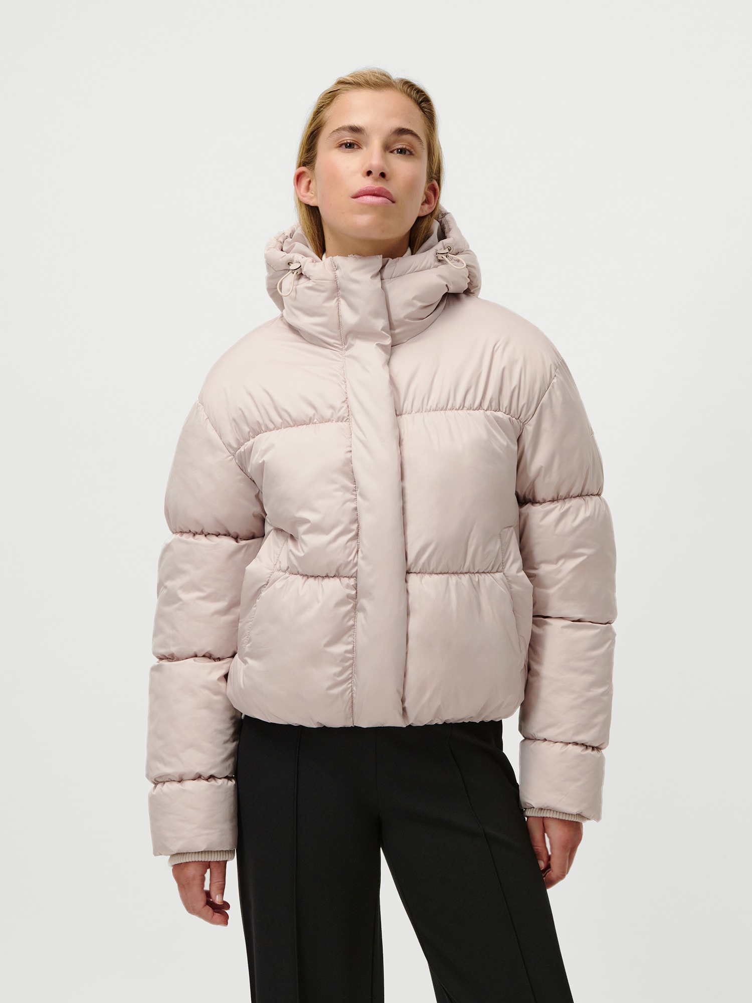 LeGer Steppjacke »Viveka, LeGer by Lena Gercke« mit Kapuze Cropped, mit Rucksack-Riemen innen, Winterjacke