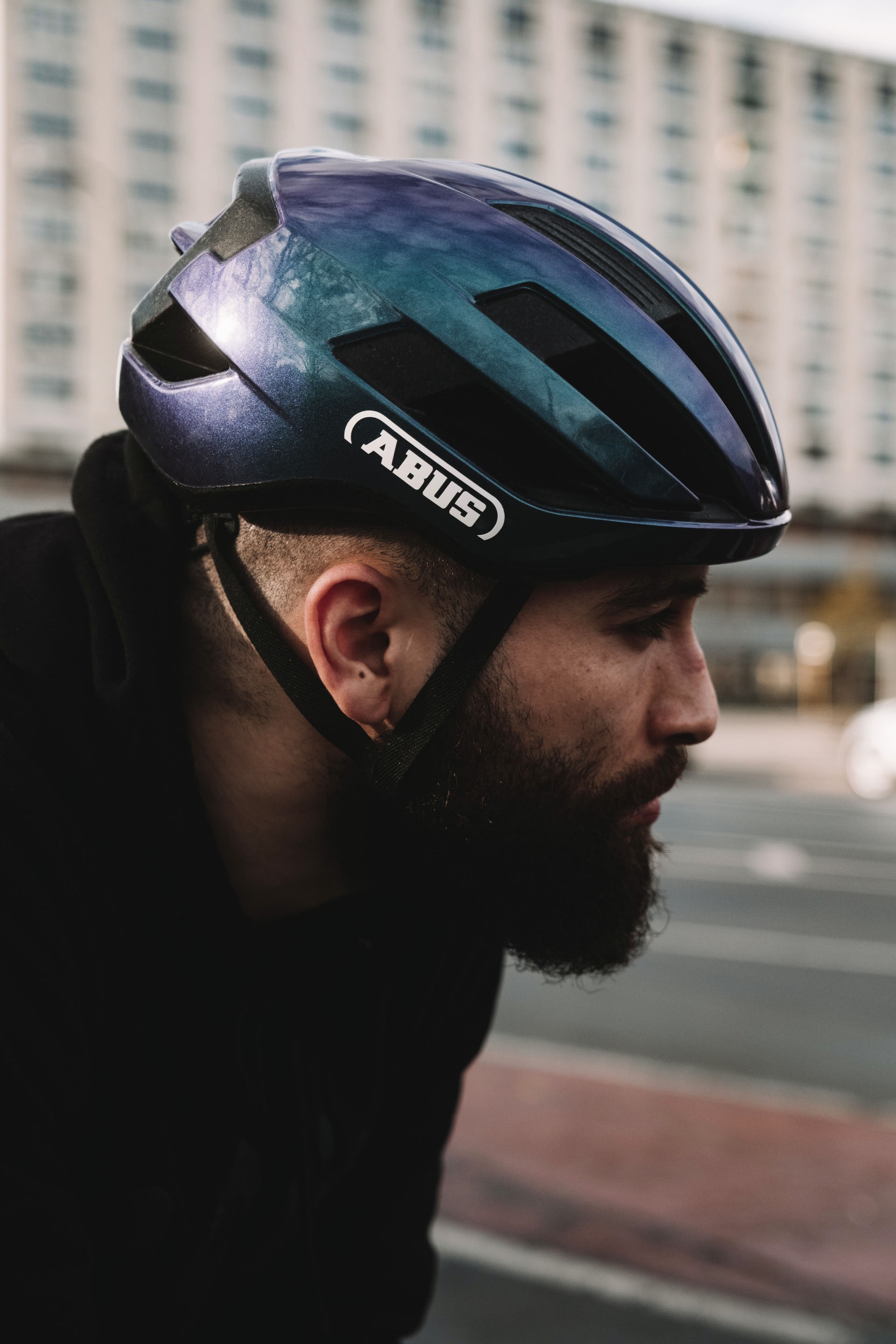 ABUS Fahrradhelm »WINGBACK«