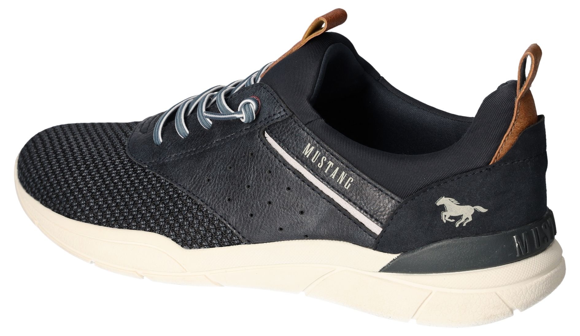 Mustang Shoes Slip-On Sneaker, Schlupfschuh, Slipper mit weichem Schaftrand