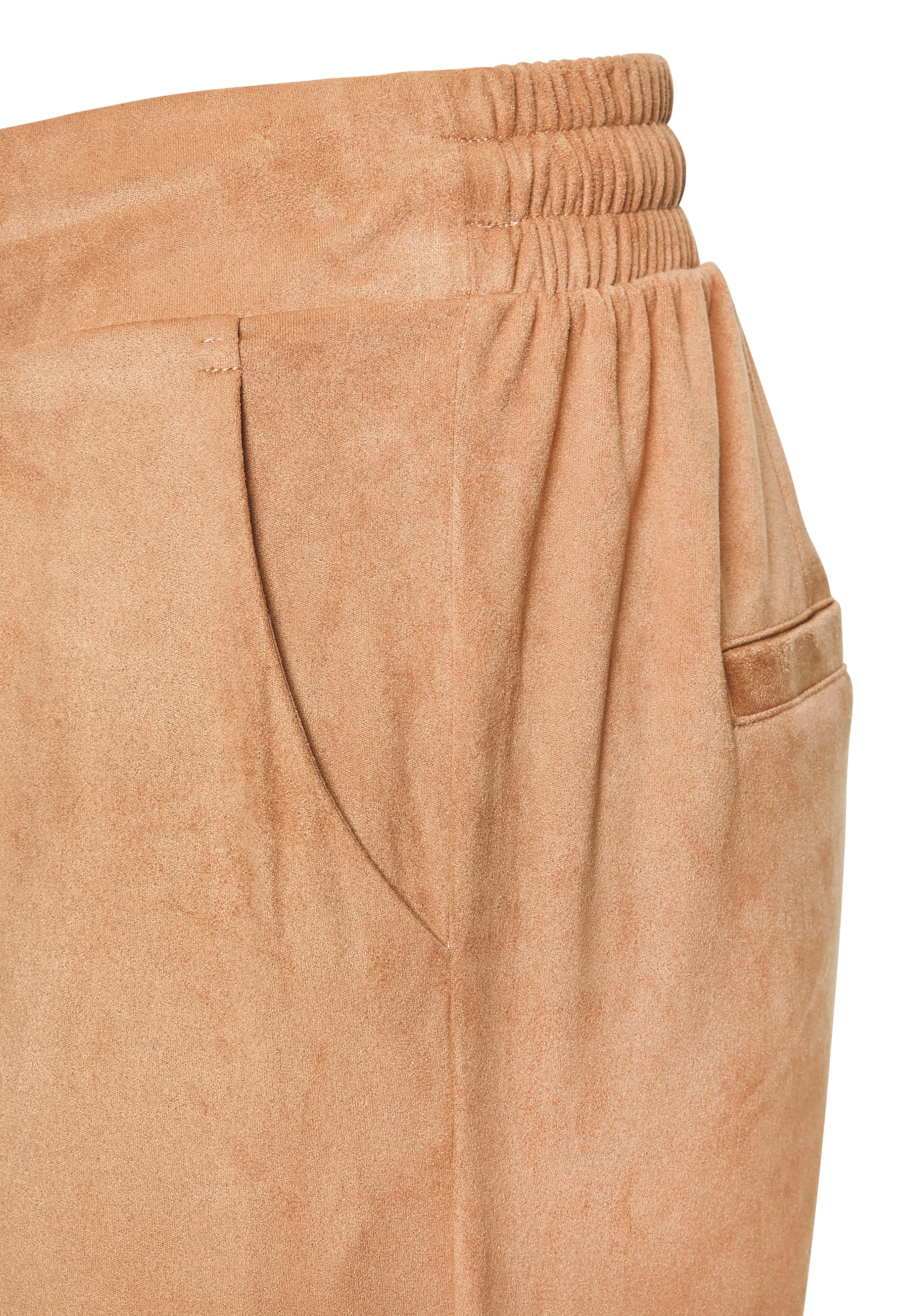 LASCANA Schlupfhose  aus Velourlederimitat mit Taschen, bequeme Stoffhose, Gummizugbund