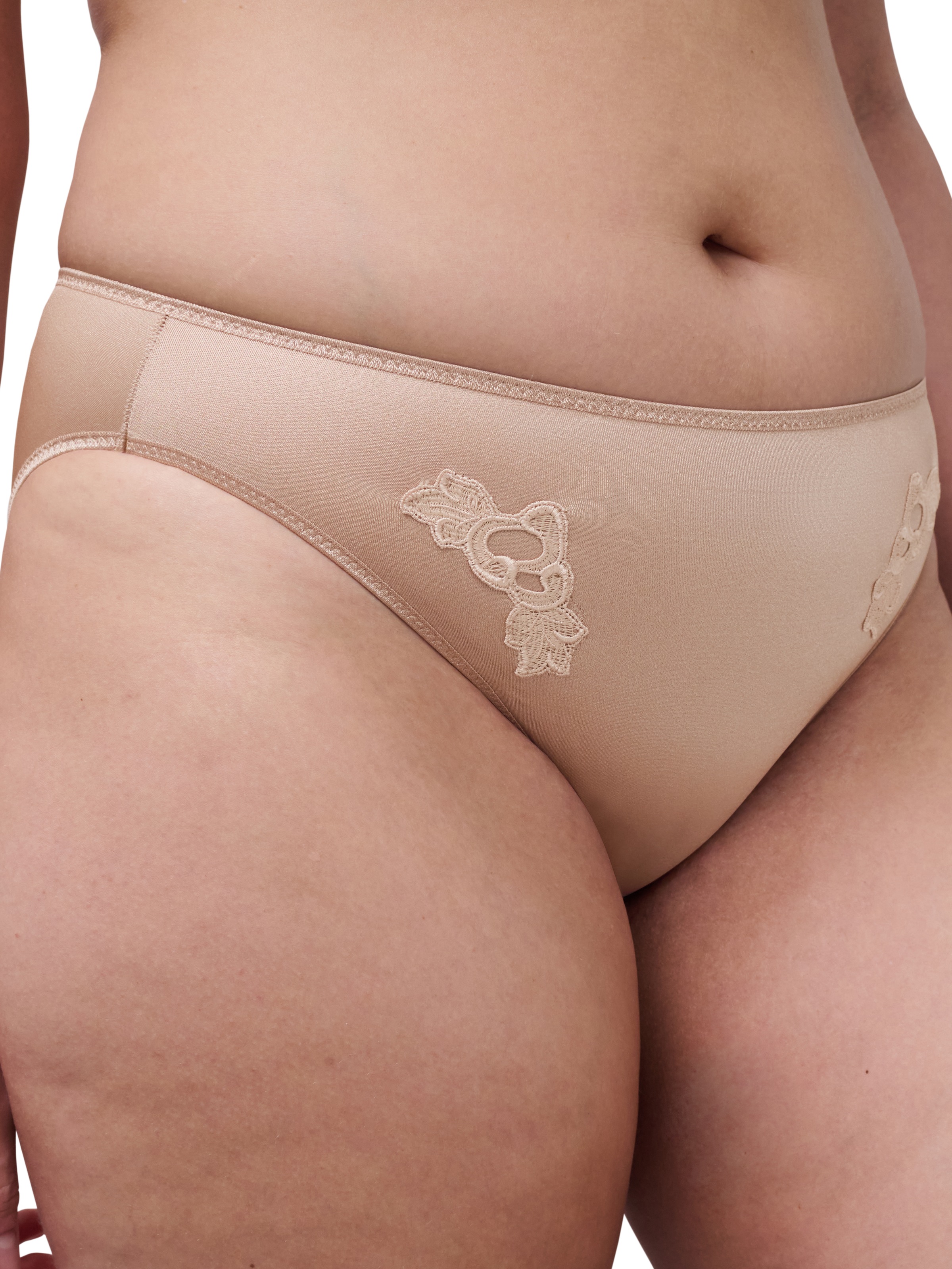 Chantelle Slip »HEDONA« blickdichtes Gewebe, Guipure Spitze