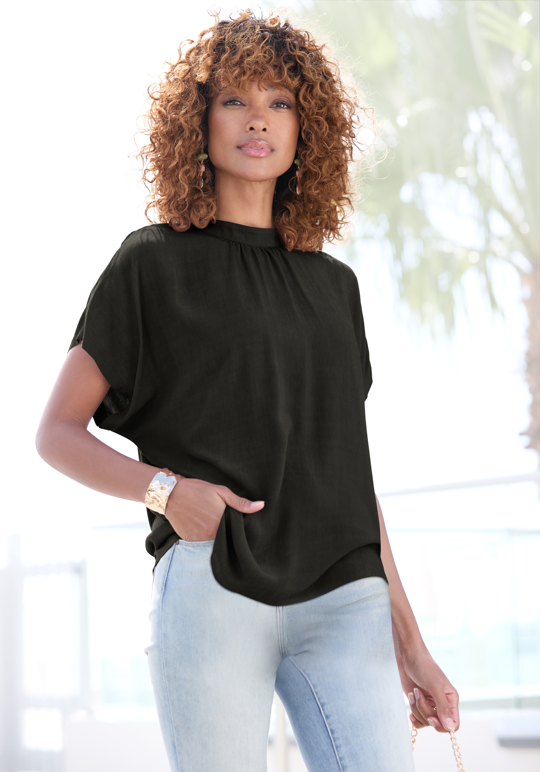 LASCANA Kurzarmbluse in lockerer Passform, Damenbluse, sportlich elegant