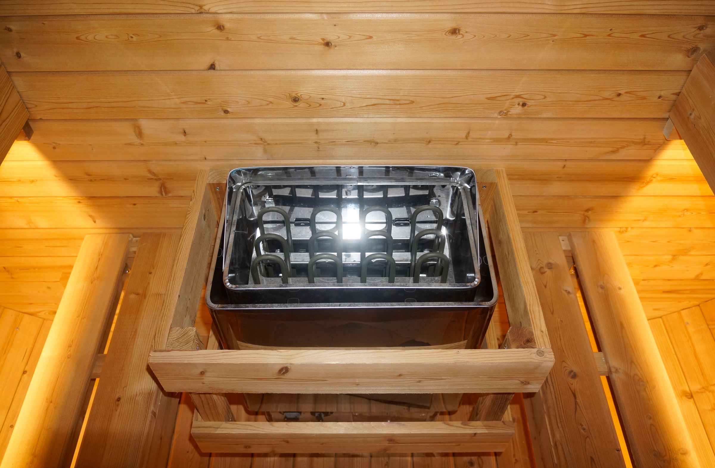 Sanotechnik Sauna »»HANKO« Außensauna«, geeignet für 6 Personen, Fichtenhol günstig online kaufen