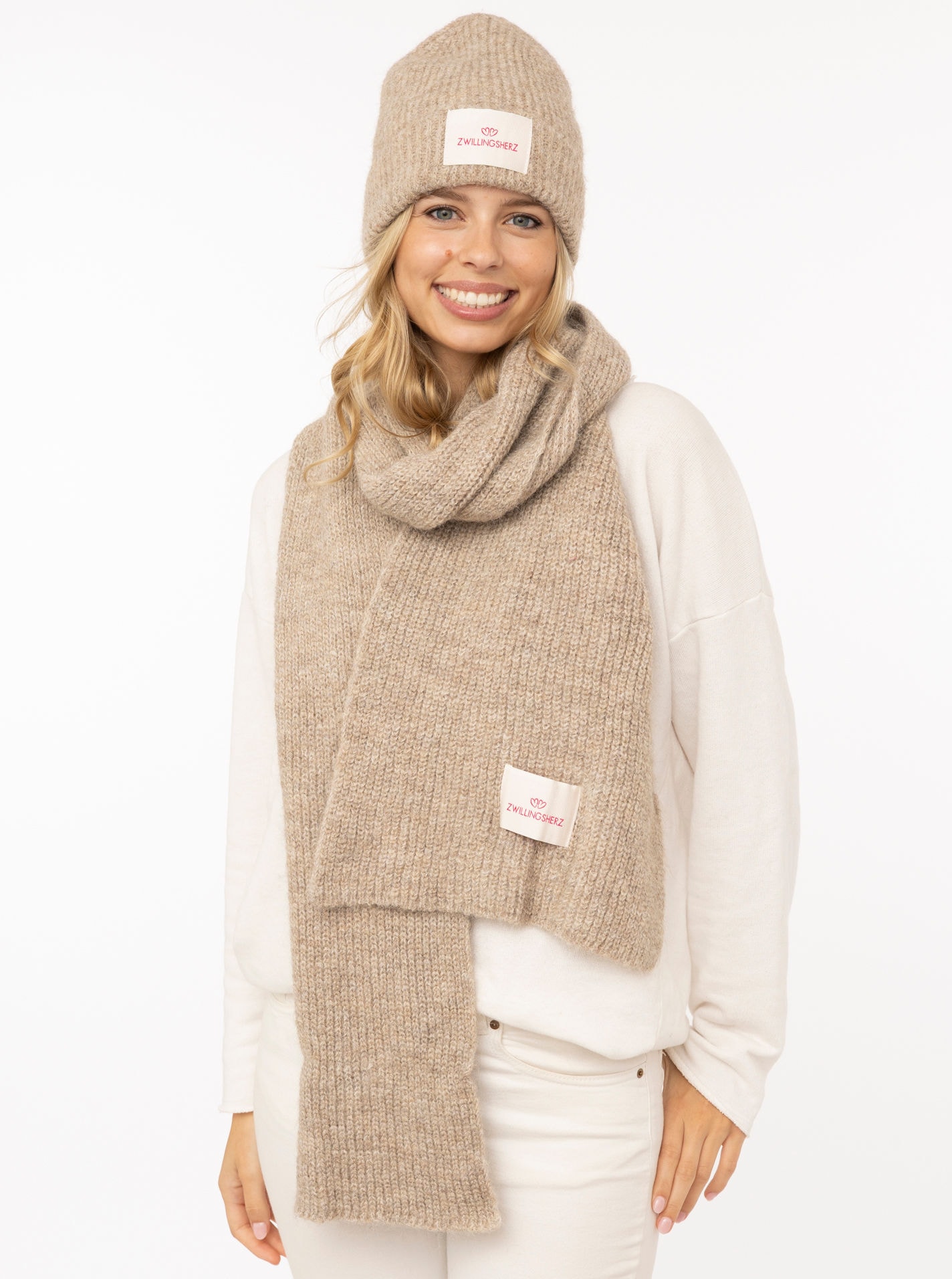 Zwillingsherz Strickschal »"Zwillingsherz Patch"« gerippt, mit Wolle und Patch