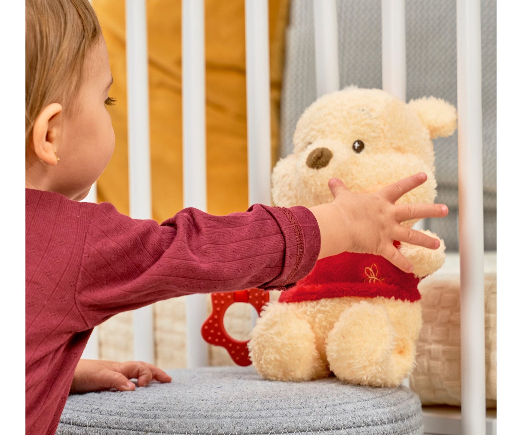 SIMBA Plüschfigur »Disney Winnie mit Beißring«