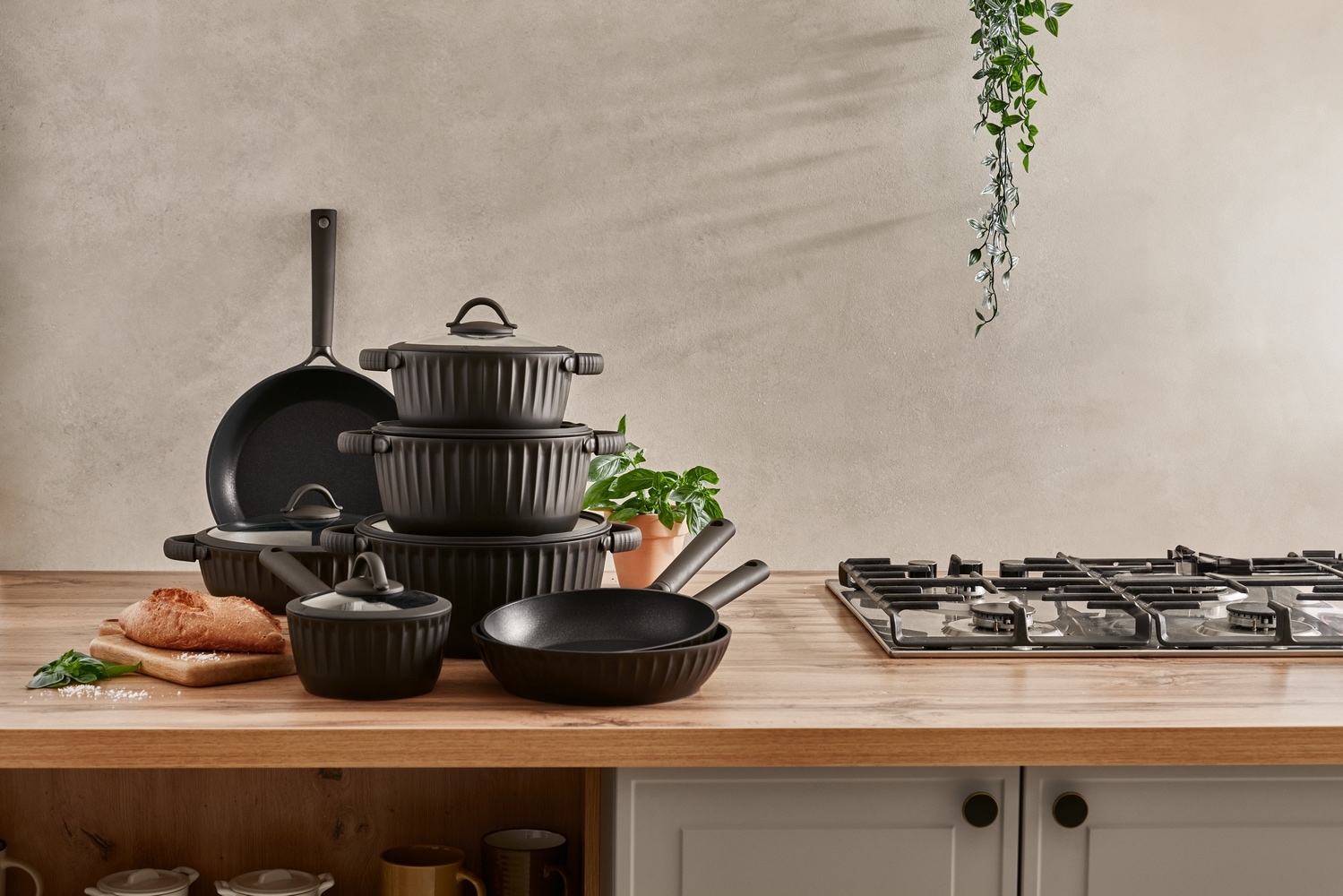 RESTO Kitchenware Bräter »Ascella, Schmortopf antihaftbeschichtet und spülmaschinenfest«, Aluminiumguss, (2 tlg.), Geeignet für alle Herdarten, auch Induktion, im Geschenkkarton