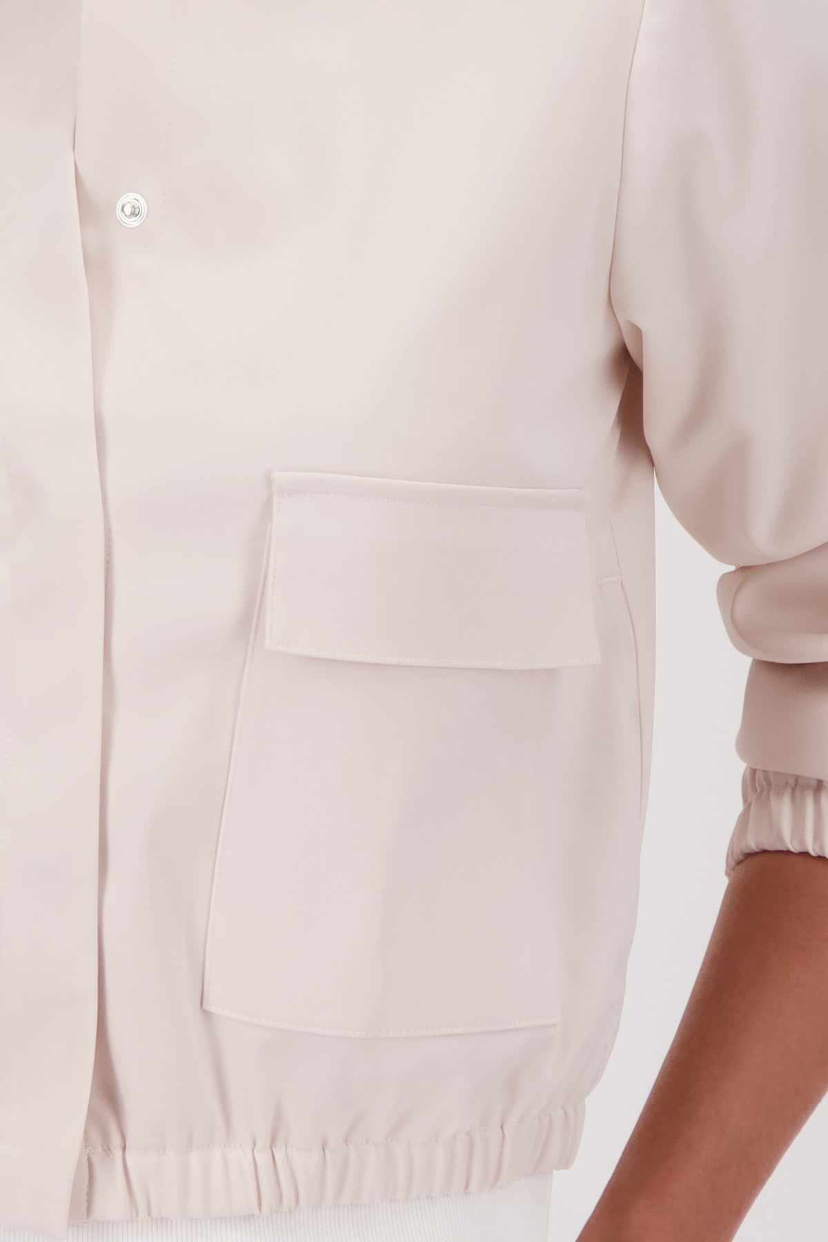 Monari Cargojacke »Jacke Satin Cargo« ohne Kapuze Regular fit mit Stehkragen