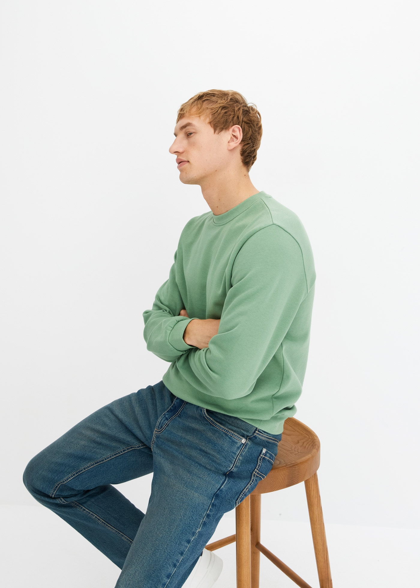 bonprix Sweatshirt »Sweatshirt«, Regular Fit, mit Rundhalsausschnitt, weich angeraute Innenseite
