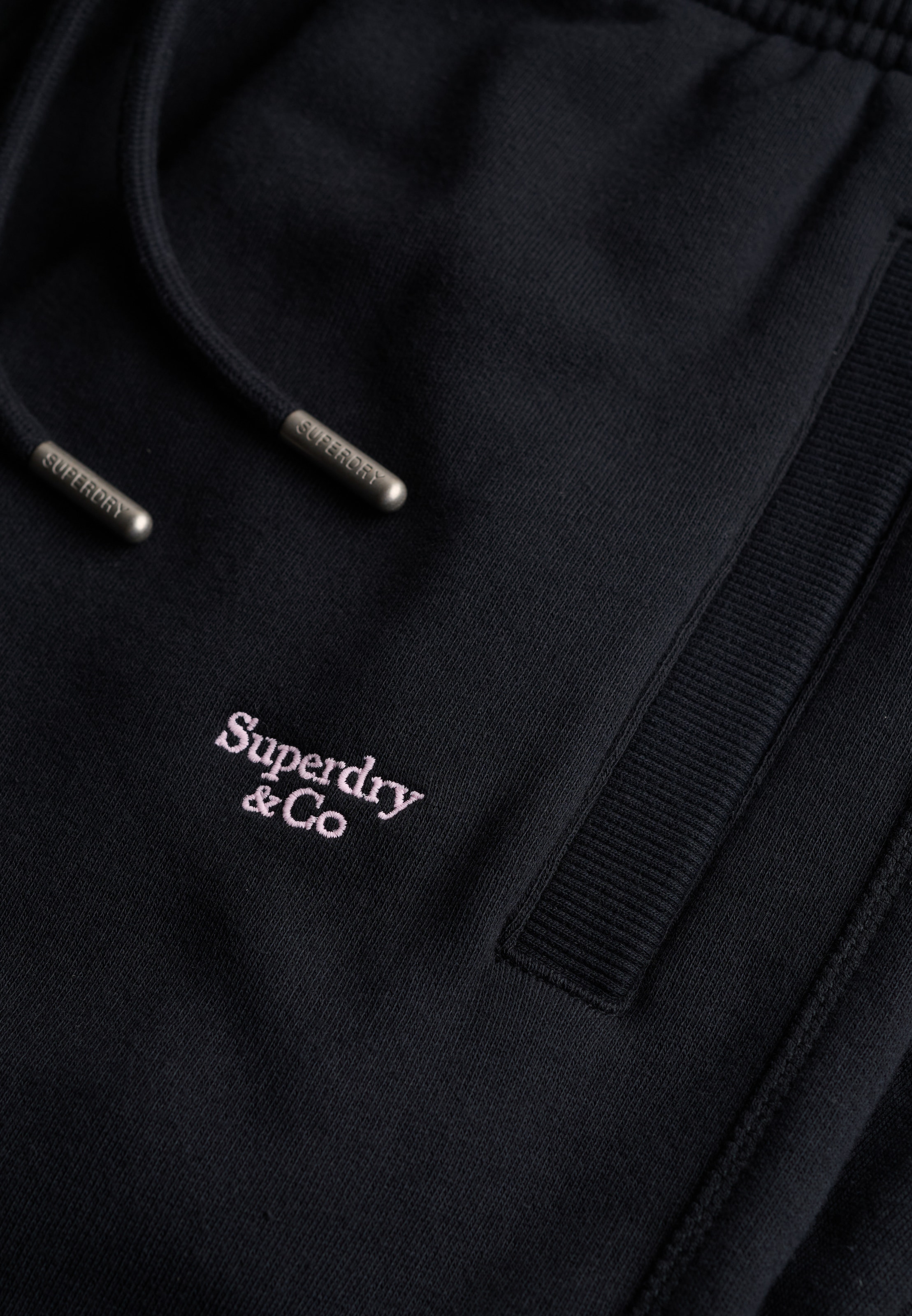 Superdry Sweathose »SIGNATURE EMB CUFFED JOGGER«  Baumwollmischung, relaxed fit