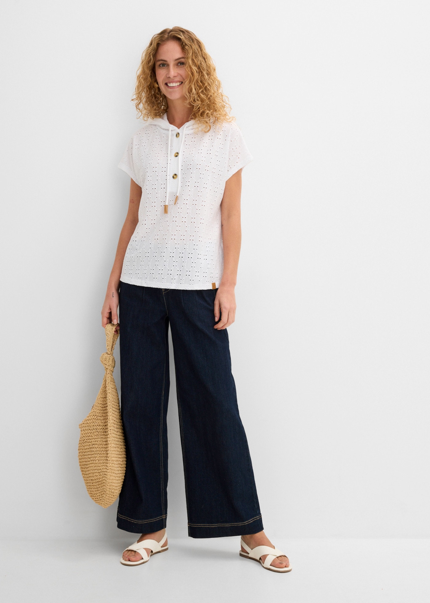 bonprix Henleyshirt lockerer Schnitt, Oversize-Passform, mit Kapuze, Kurzarm-Design