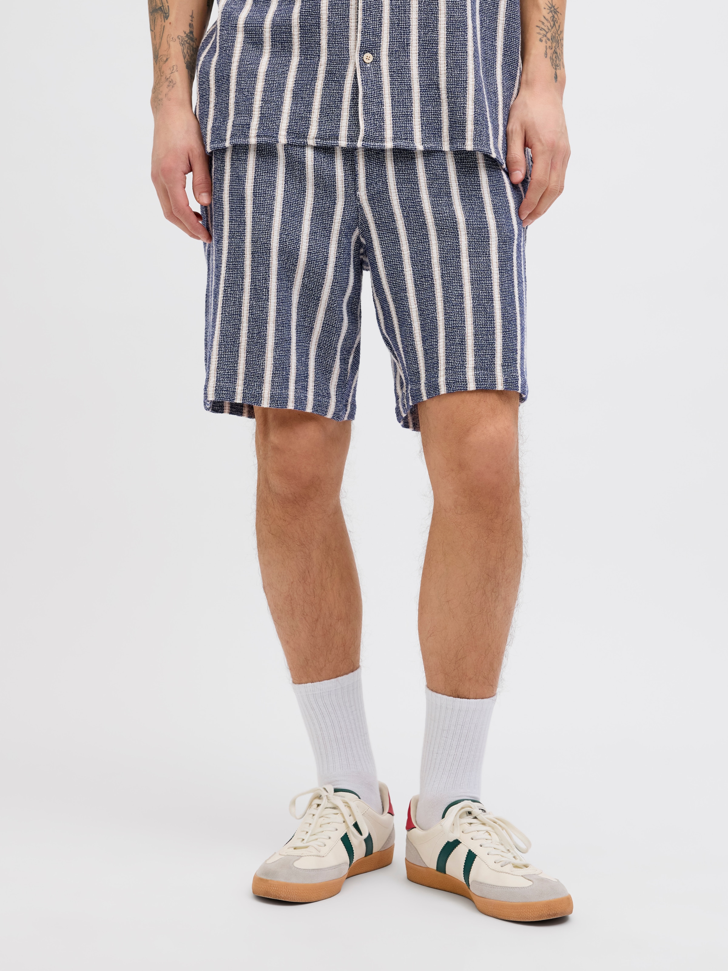 Jack & Jones Shorts »JPSTJAIDEN COBA STRIPE JOG SHORT SRT SN«
