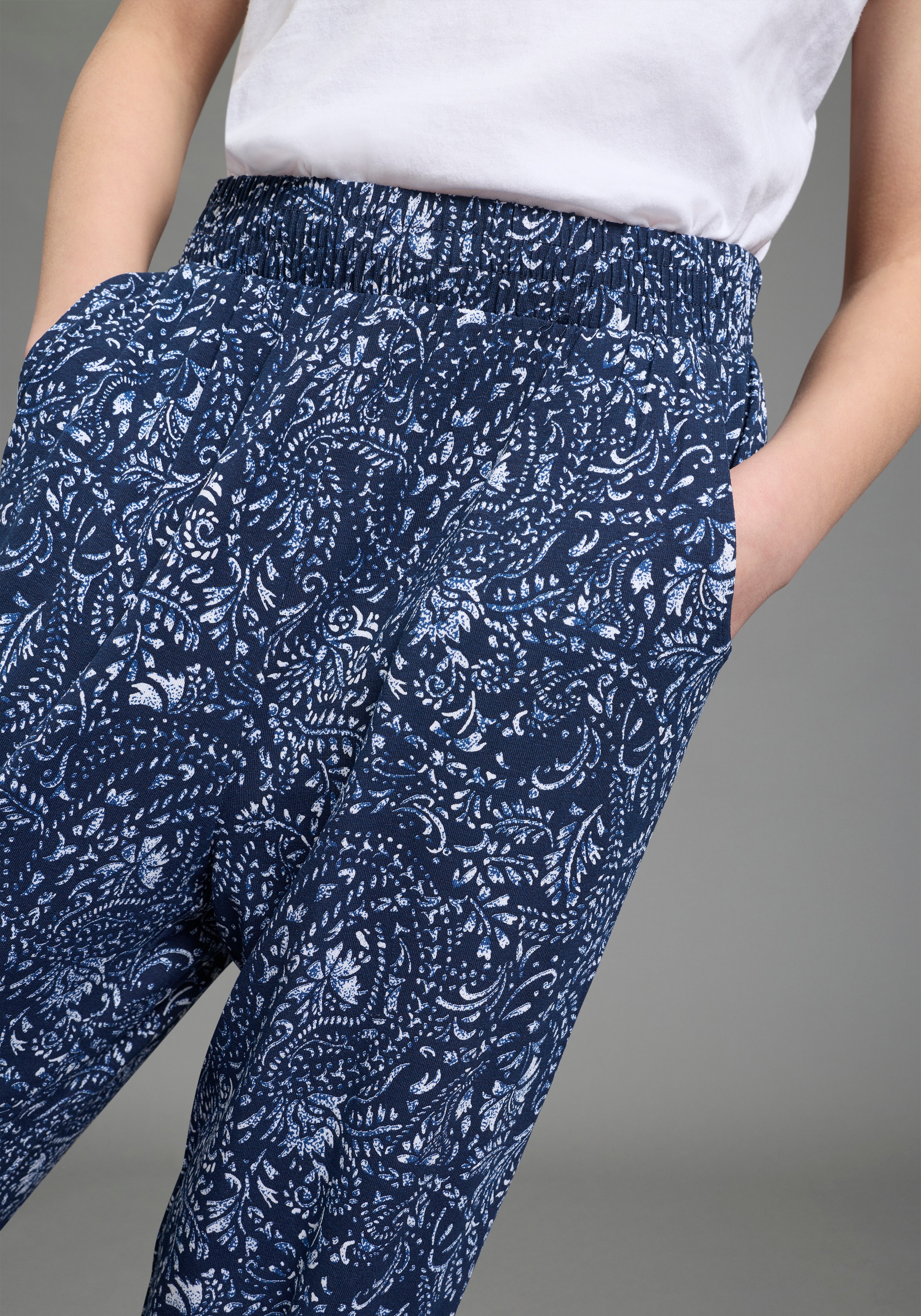 KIDSWORLD Jerseyhose »Viskose Haremshose«  für Mädchen, bequeme Passform, aus weichem Single Jersey