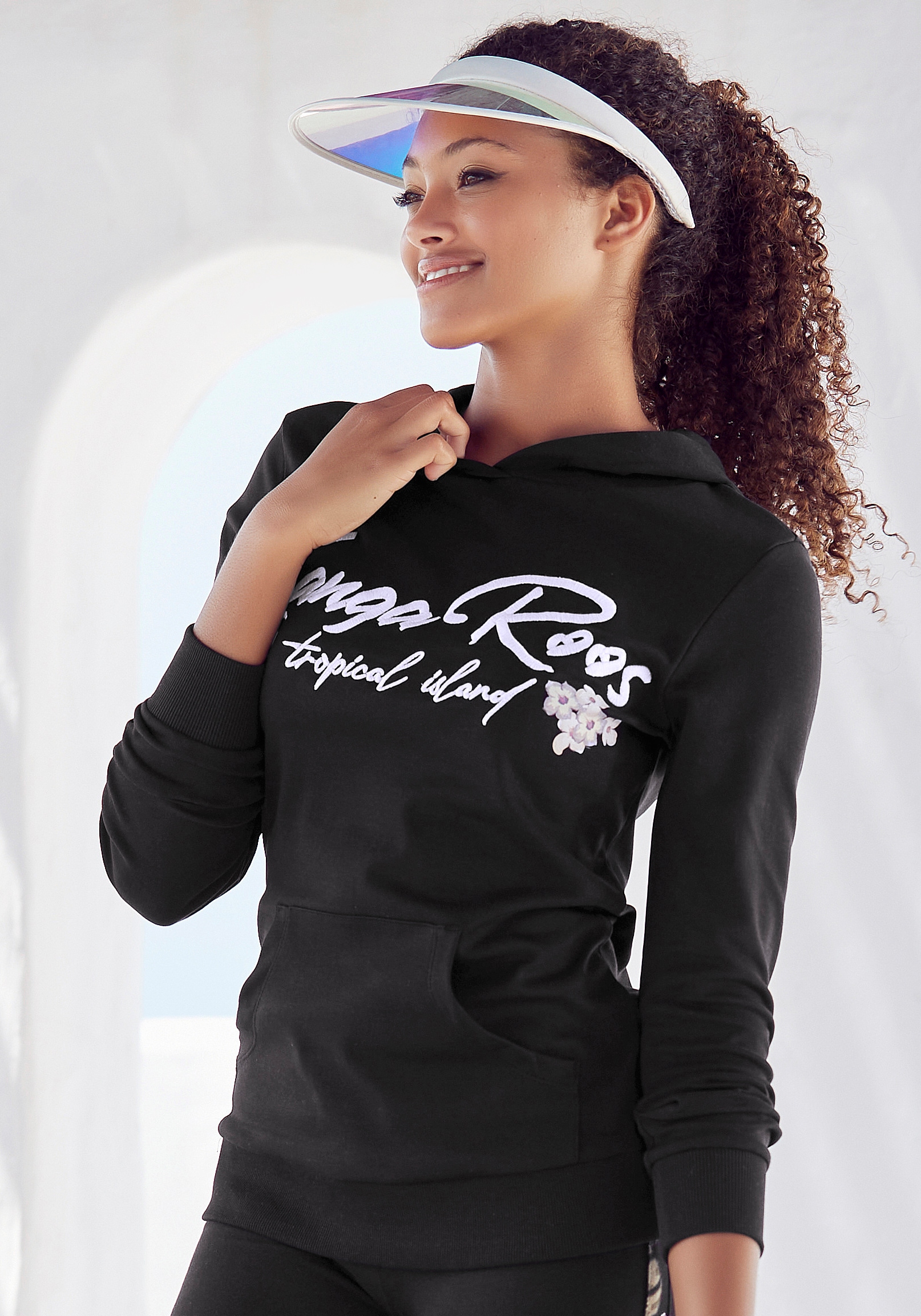KangaROOS Kapuzensweatshirt, Mit Stickerei und Blumendruck, Loungeanzug,  Hoodie online kaufen