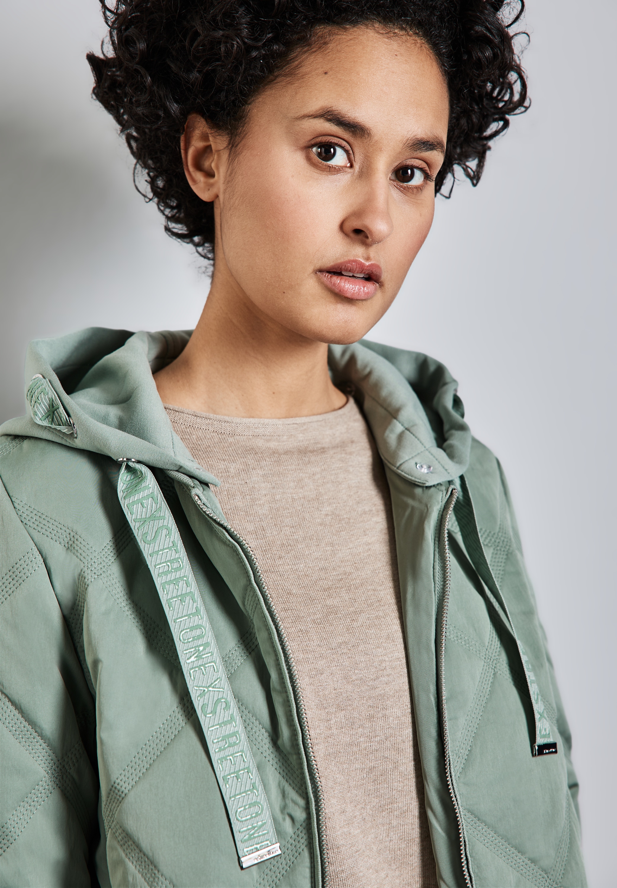 STREET ONE Steppjacke, mit Kapuze, mit Steppmuster
