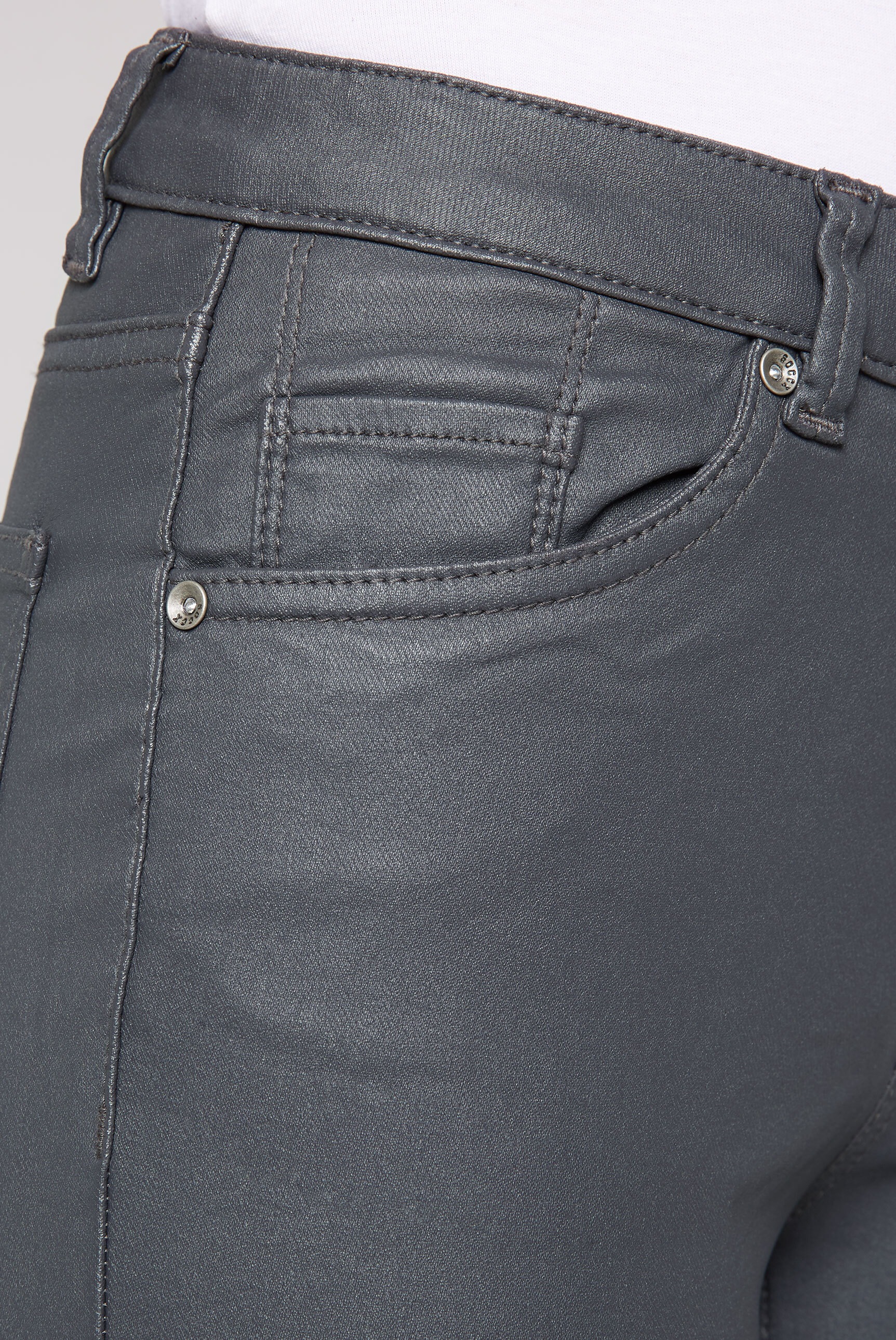 SOCCX Slim-fit-Jeans, mit Schlitz im Saum