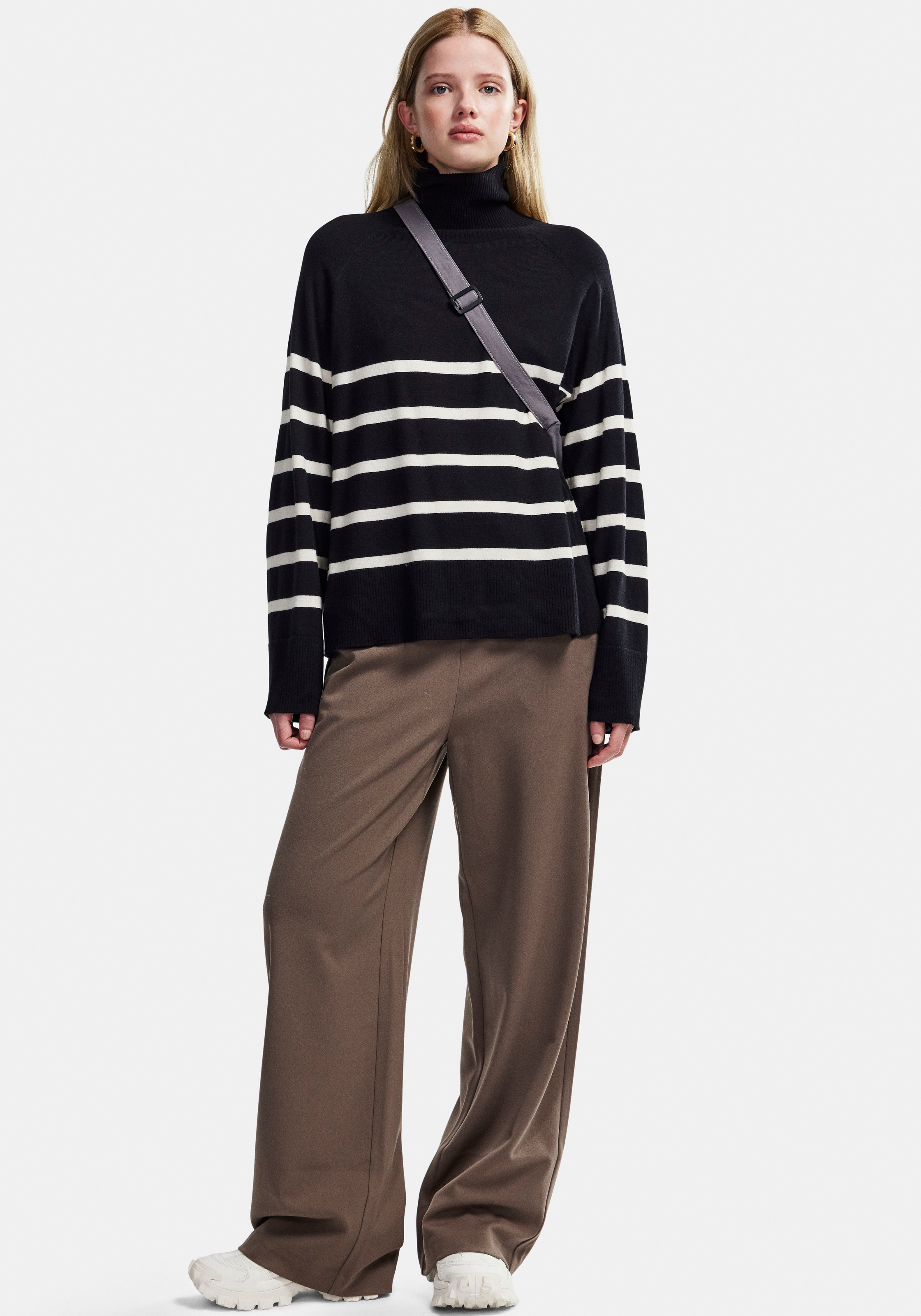 pieces Rollkragenpullover »PCSIA LS ROLLNECK KNIT NOOS BC«