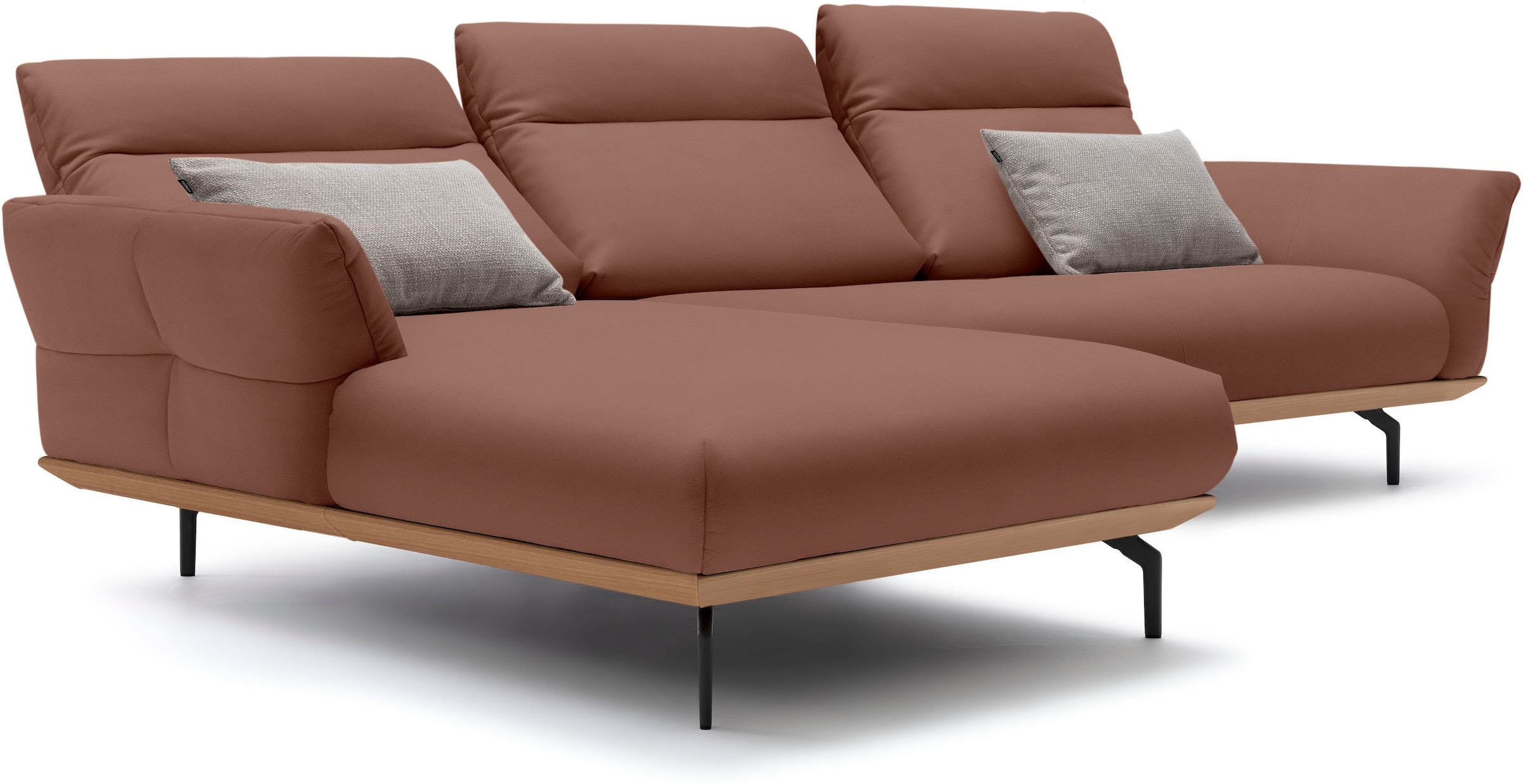 Creation BY ROLF BENZ Ecksofa »CR.460«, Sockel in Eiche, Winkelfüße in Umbragrau, Breite 318 cm