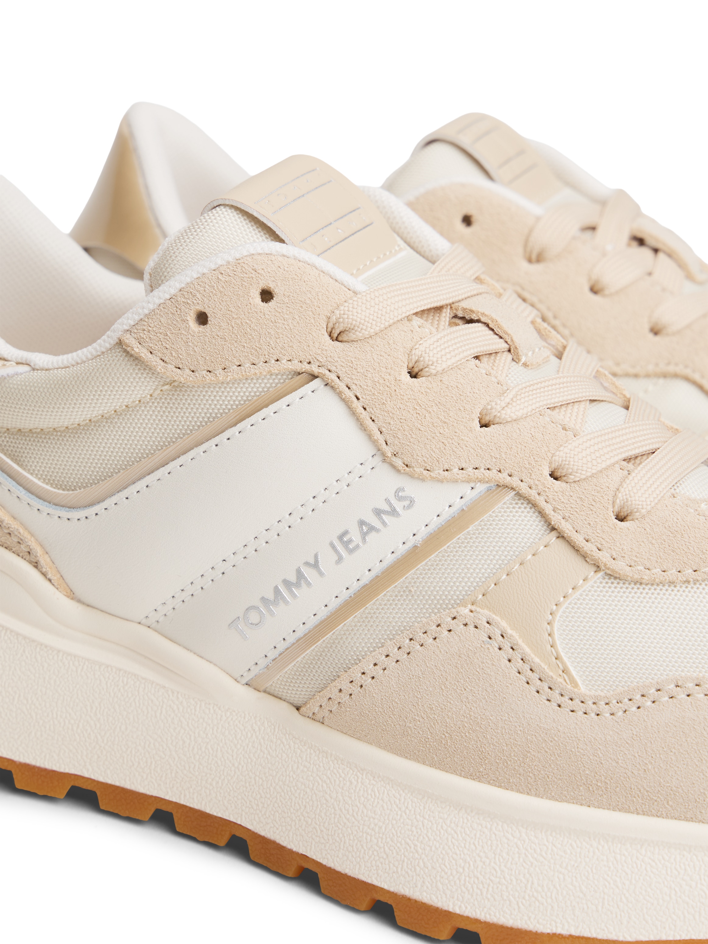 Tommy Jeans Plateausneaker »TJW CLEATED RUNNER«  , Freizeitschuh, Halbschuh, Schnürer mit Kontrastbesatz