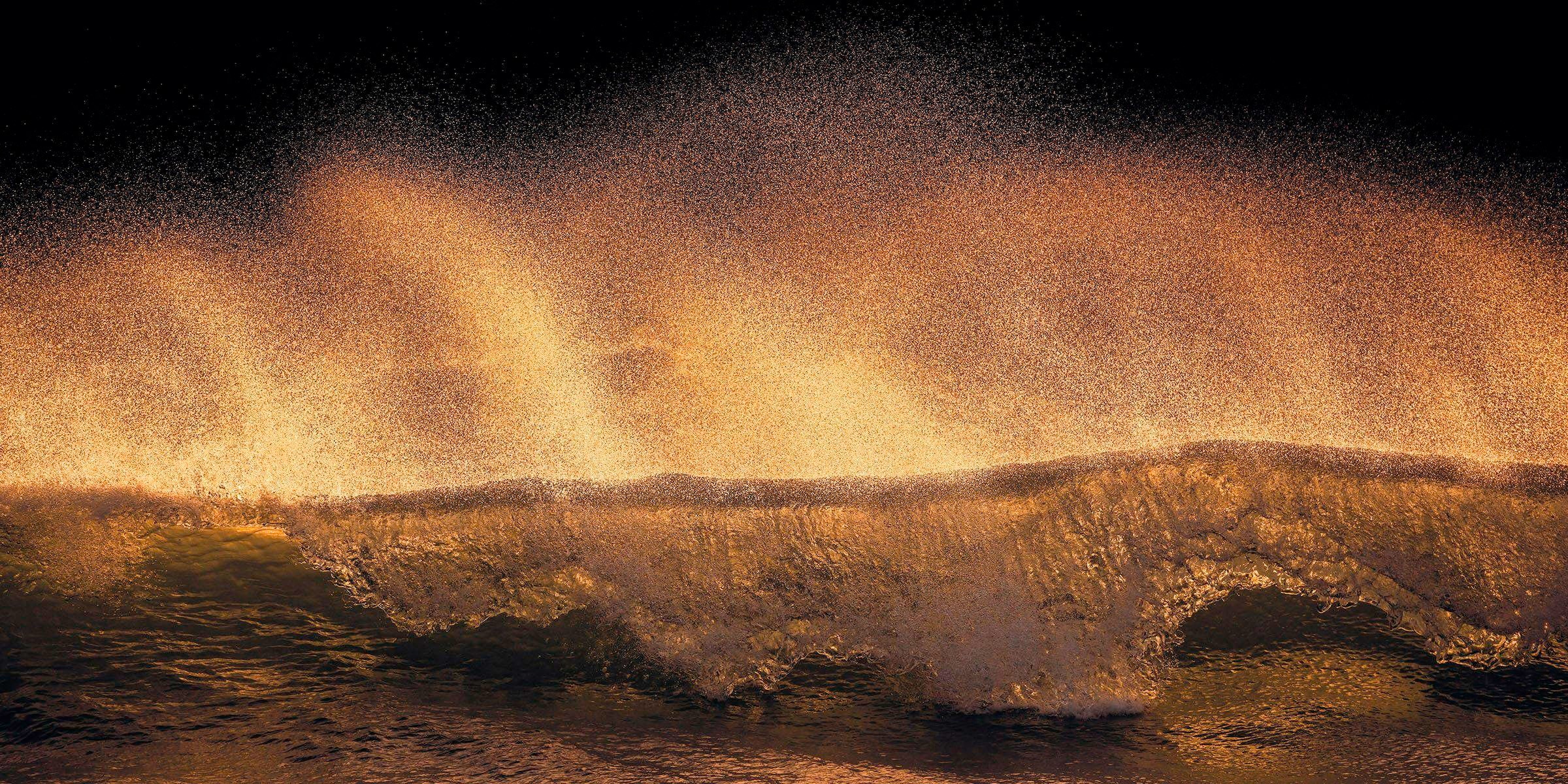 Komar Vliestapete »Golden Wave«, 200x100 cm (Breite x Höhe), Vliestapete, 1 günstig online kaufen