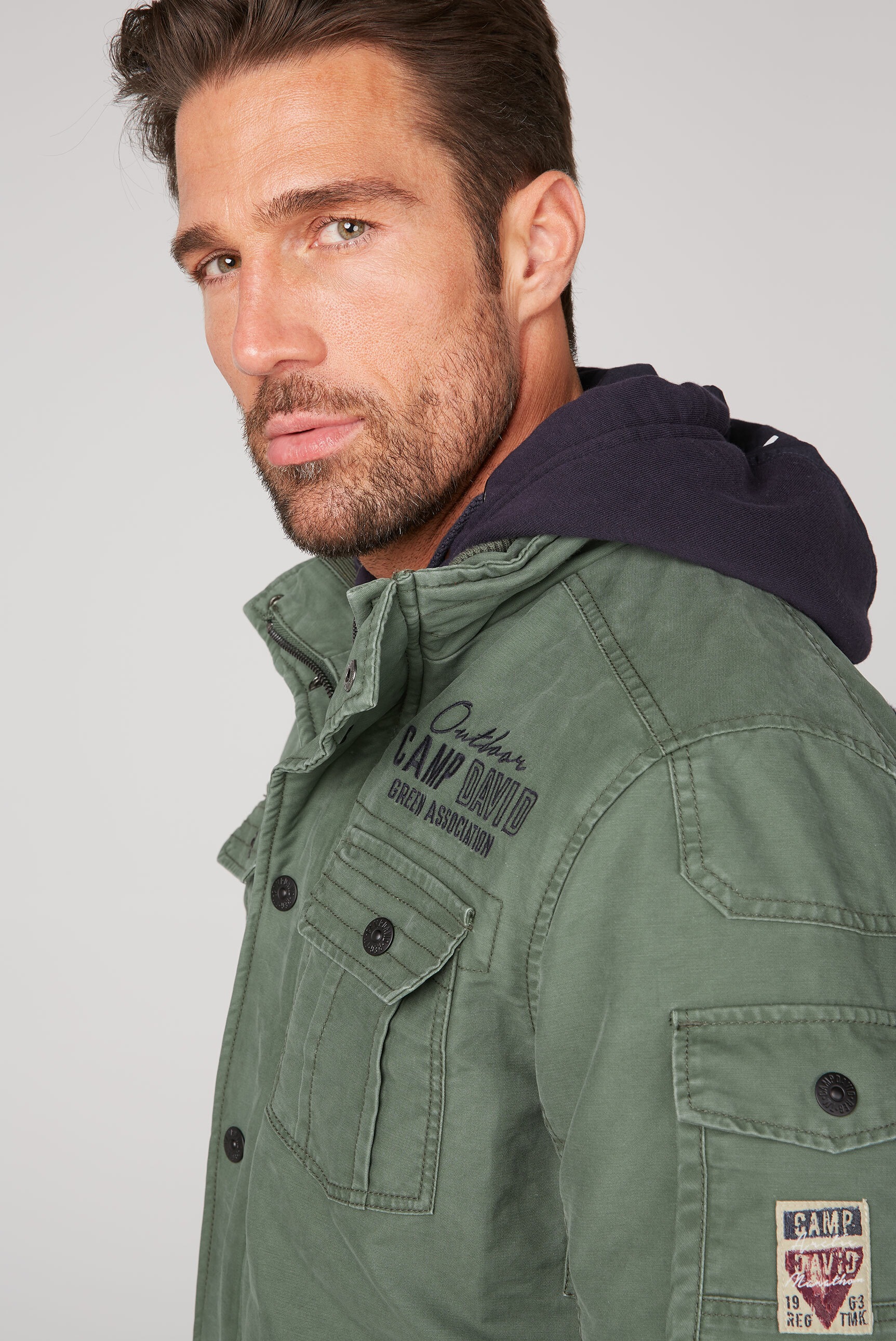 CAMP DAVID Winterjacke, ohne Kapuze, mit verstellbaren Druckknopfriegeln am Saum