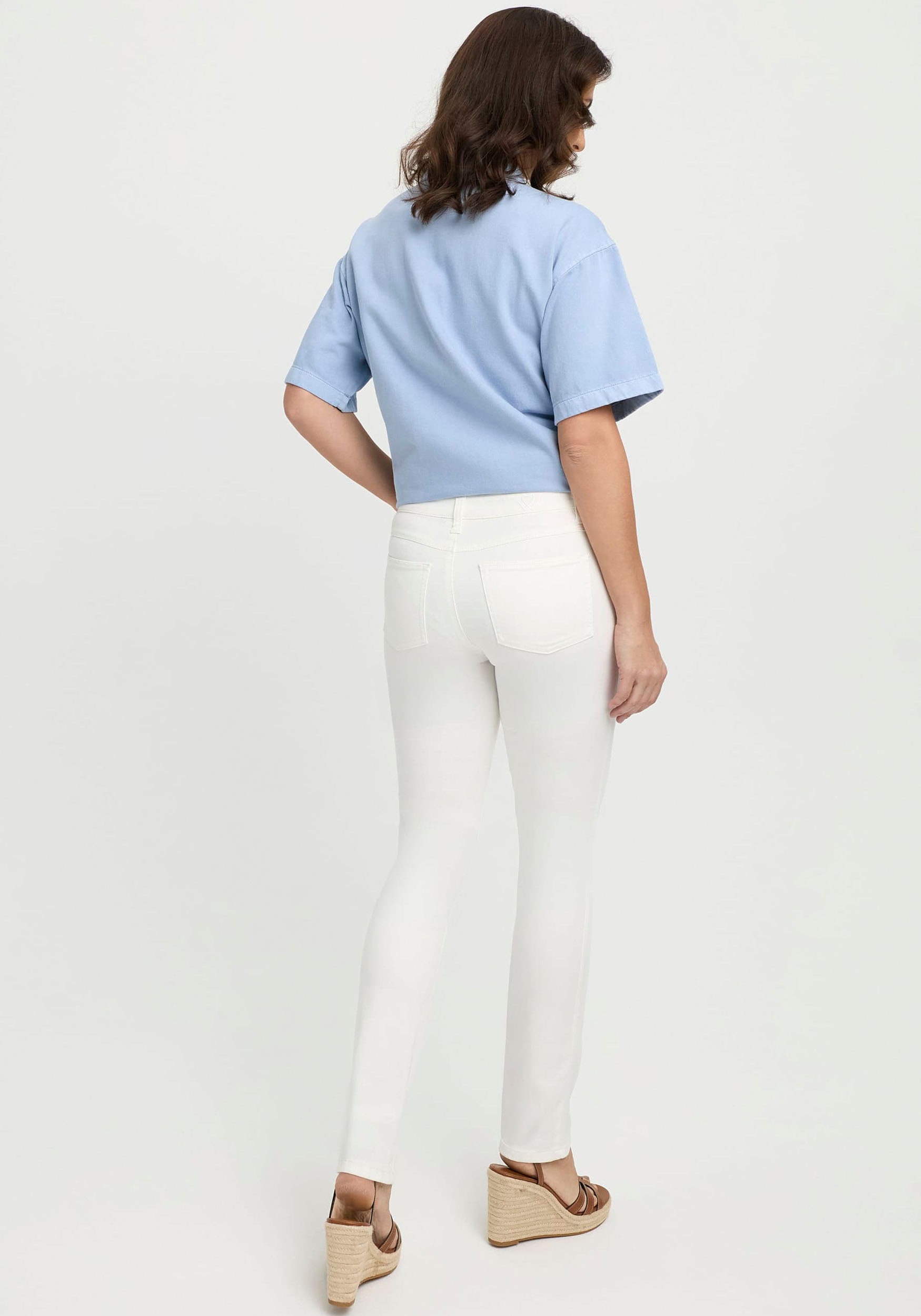 wonderjeans Slim-fit-Jeans, Klassischer gerader Schnitt