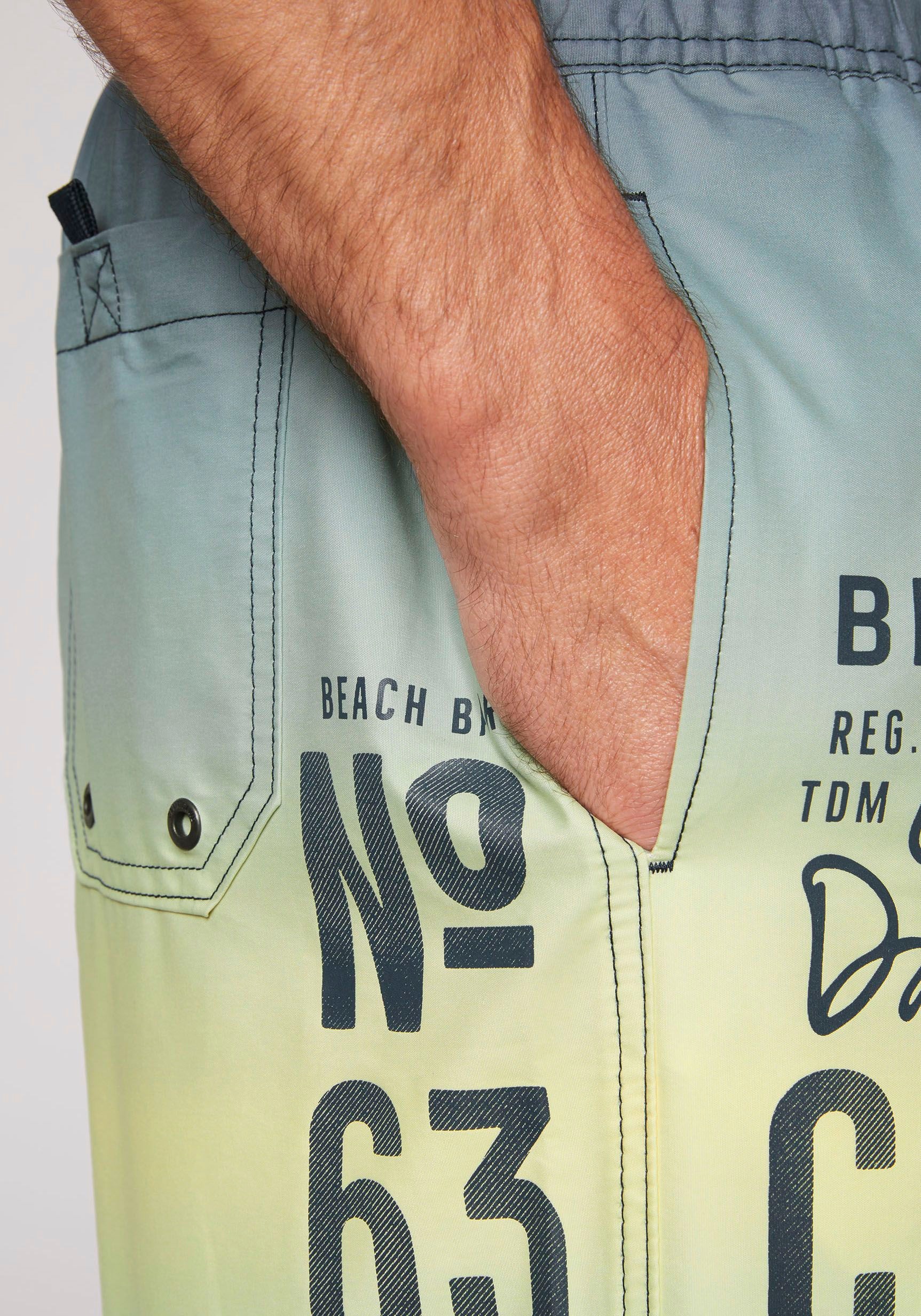 4. Bild von CAMP DAVID Badeshorts