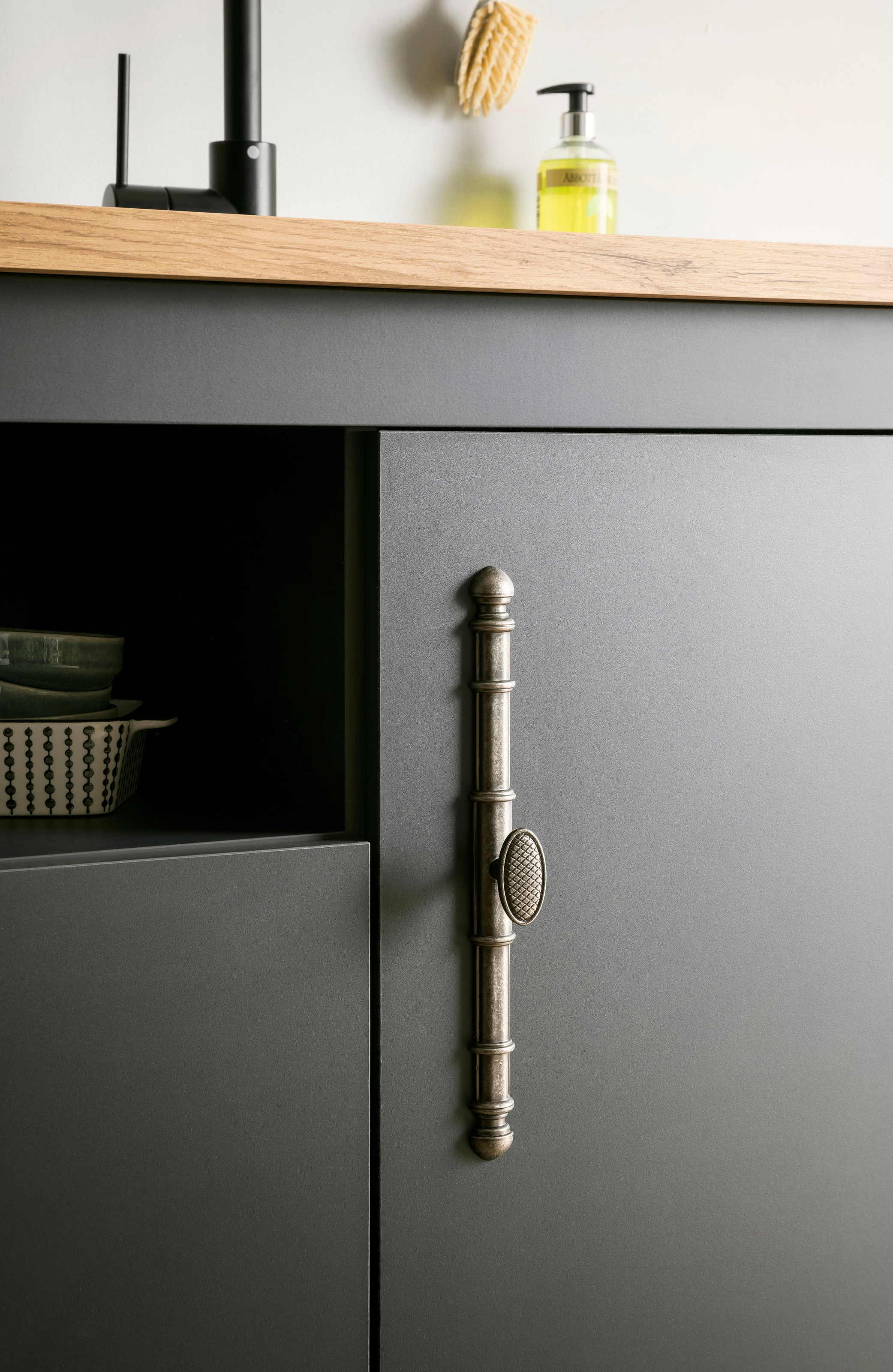 KOCHSTATION Spülenschrank »Westminster«, im romantischen Landhausstil, Breite 204 cm
