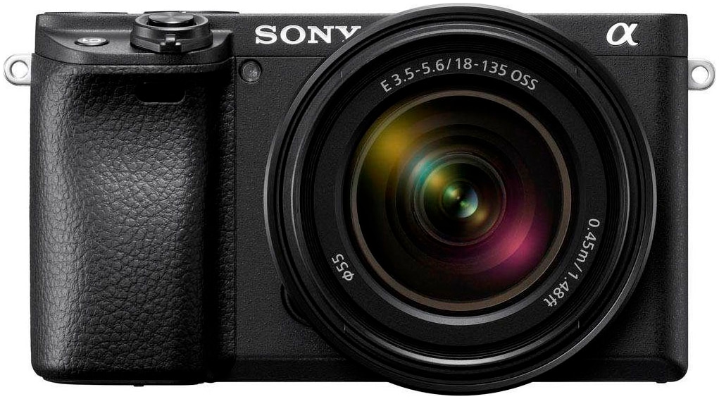 SONY Kompaktkamera »Alpha 6400 + 18-135mm Objektiv«, 24, 2, Bluetooth schwarz IDEAL FÜR: Einsteiger und Fortgeschrittene, die ein kompaktes...