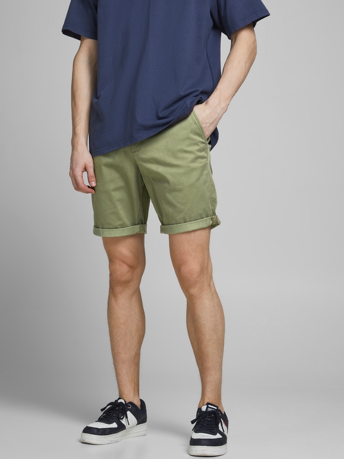Jack & Jones Chinoshorts »JPSTBOWIE JJSHORTS S«, mit Aufschlag