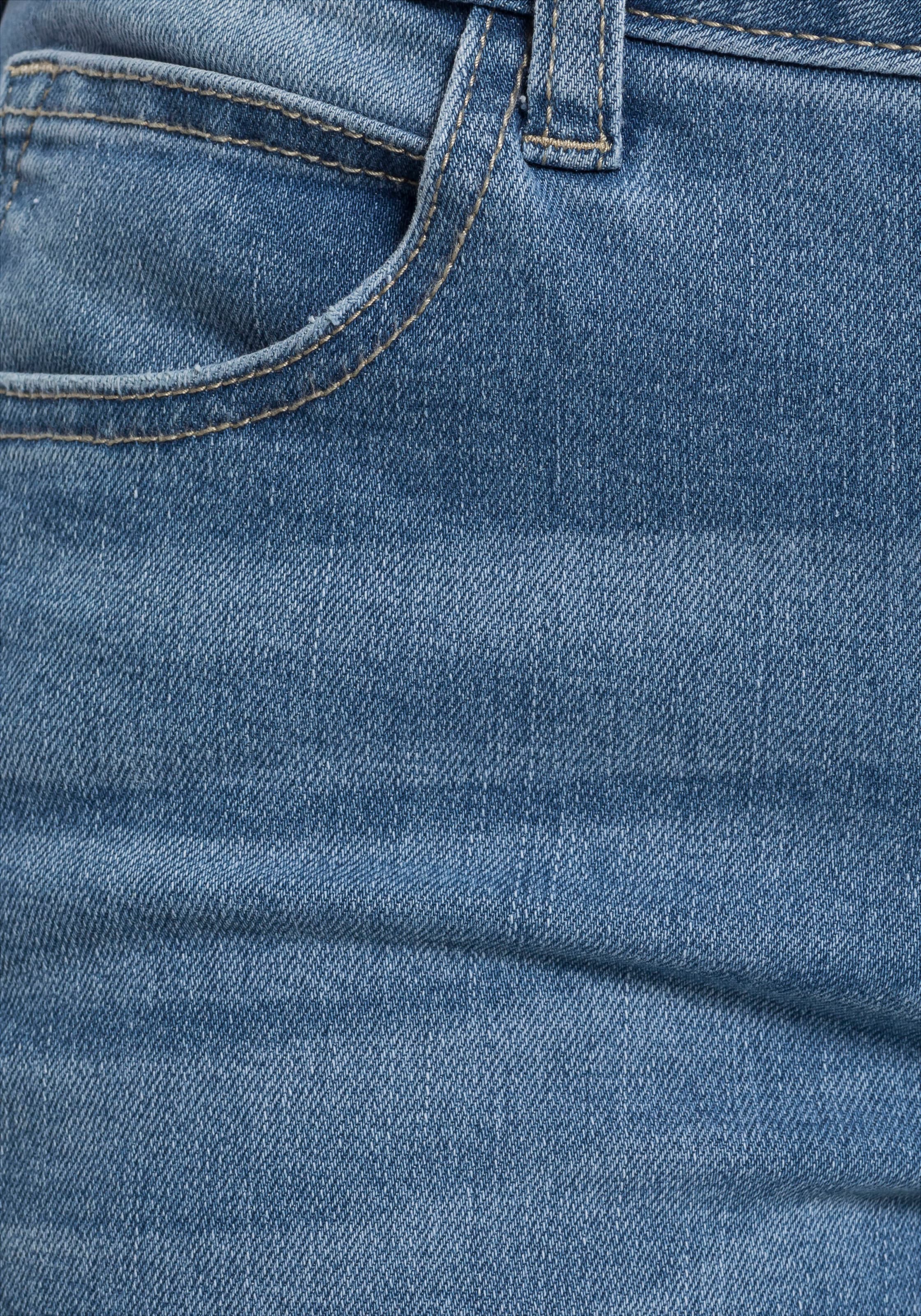 KangaROOS Relax-fit-Jeans »RELAX-FIT HIGH WAIST«, knöchelfreie Schnittform, krempelbare Beinabschlüsse