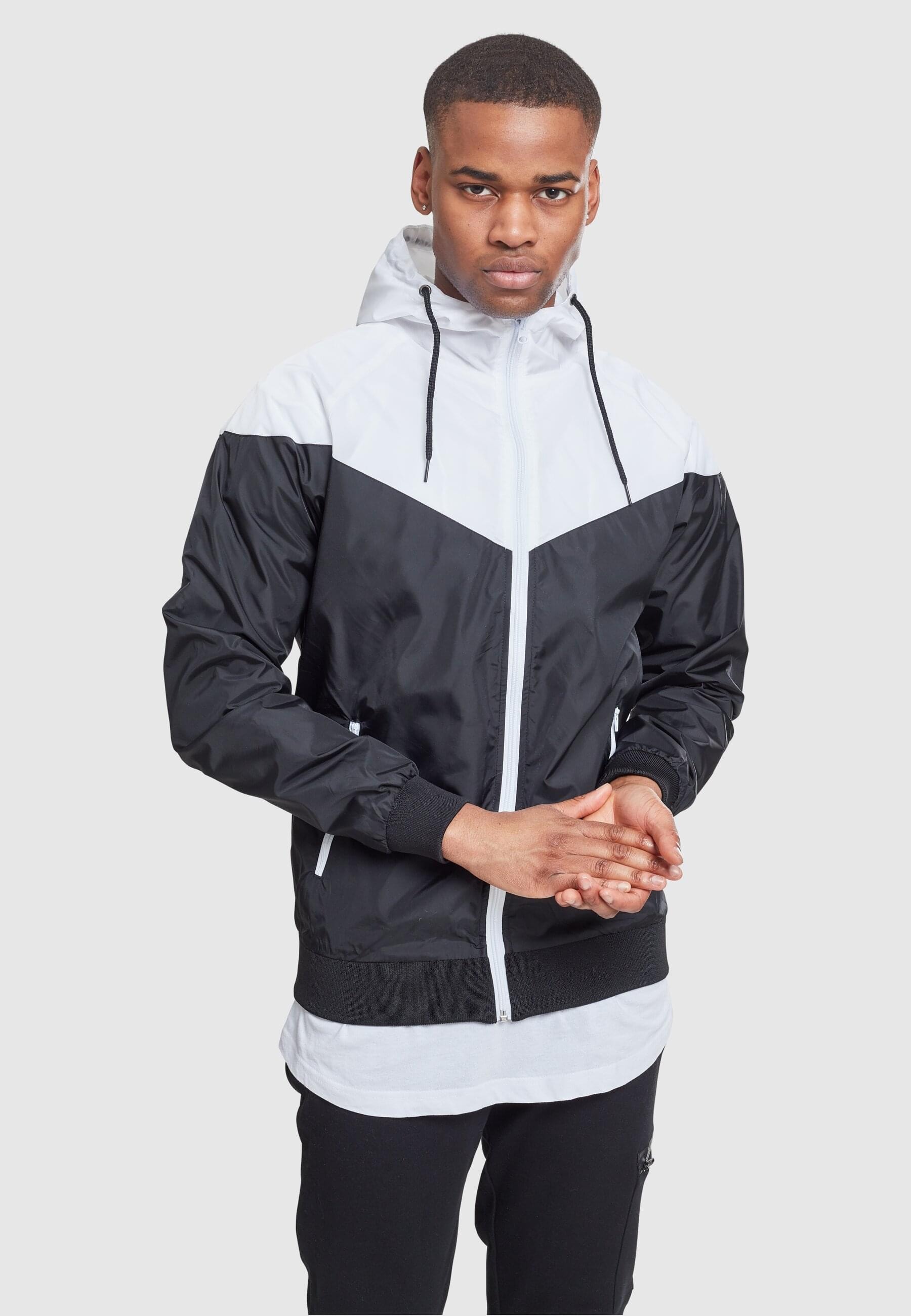 URBAN CLASSICS Windbreaker »Urban Classics Herren Arrow Windrunner« 1 Stk. tlg. mit Kapuze