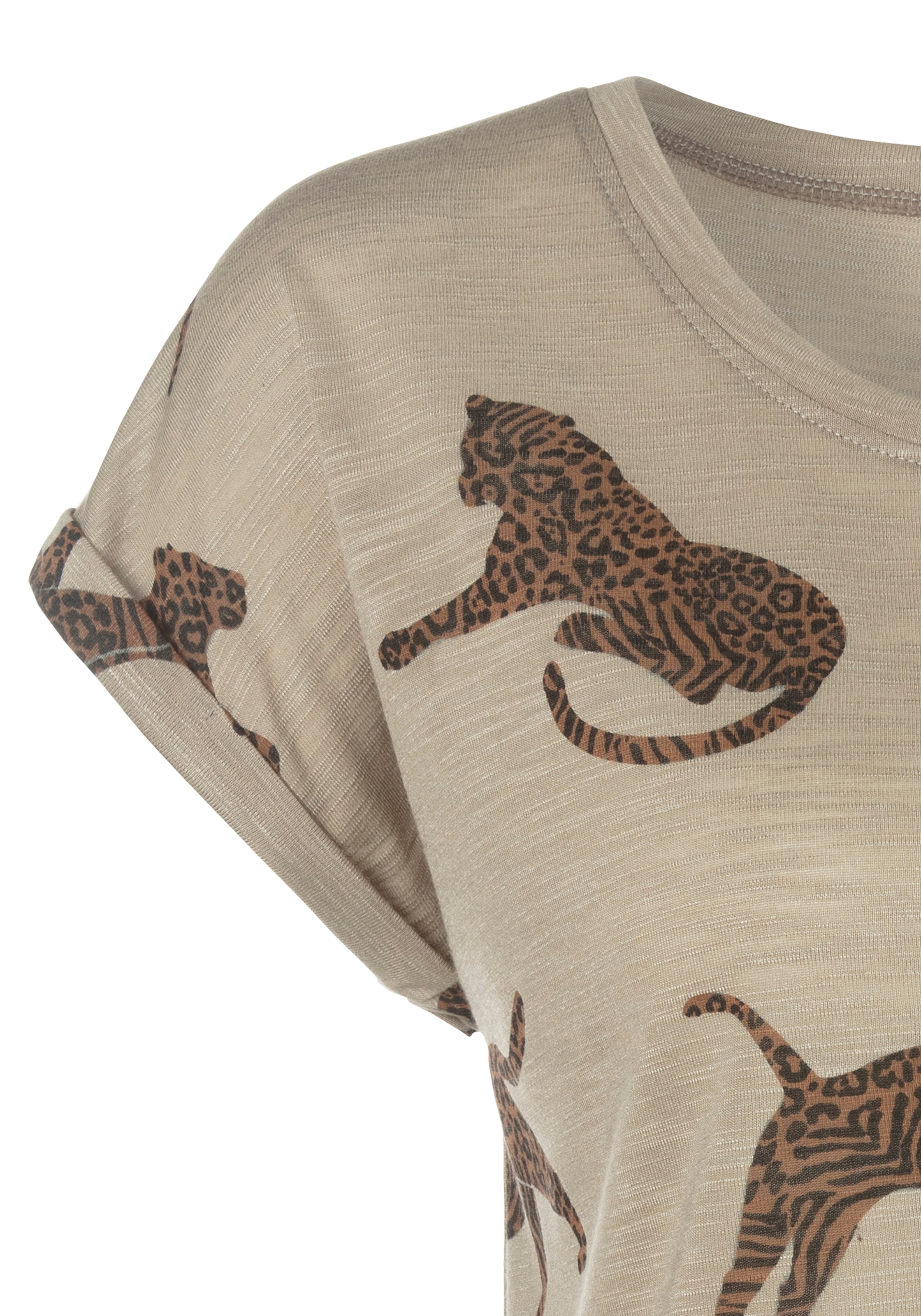 Kurzarmshirt, mit Passform, lockere T-Shirt, online Damen bei casual-chic Leoparden-Motiv, LASCANA