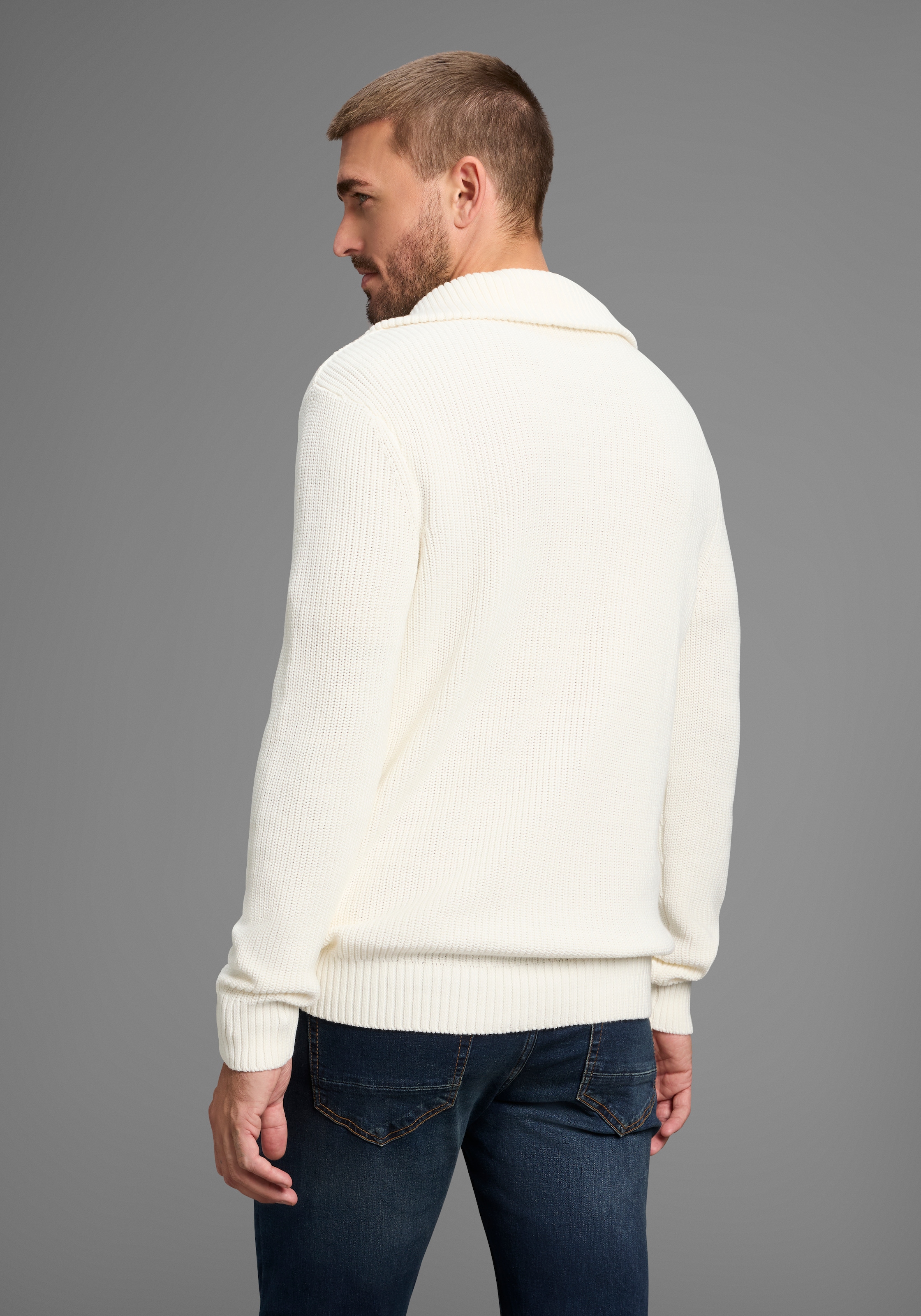 Bruno Banani Troyer modischer weiter Kragen