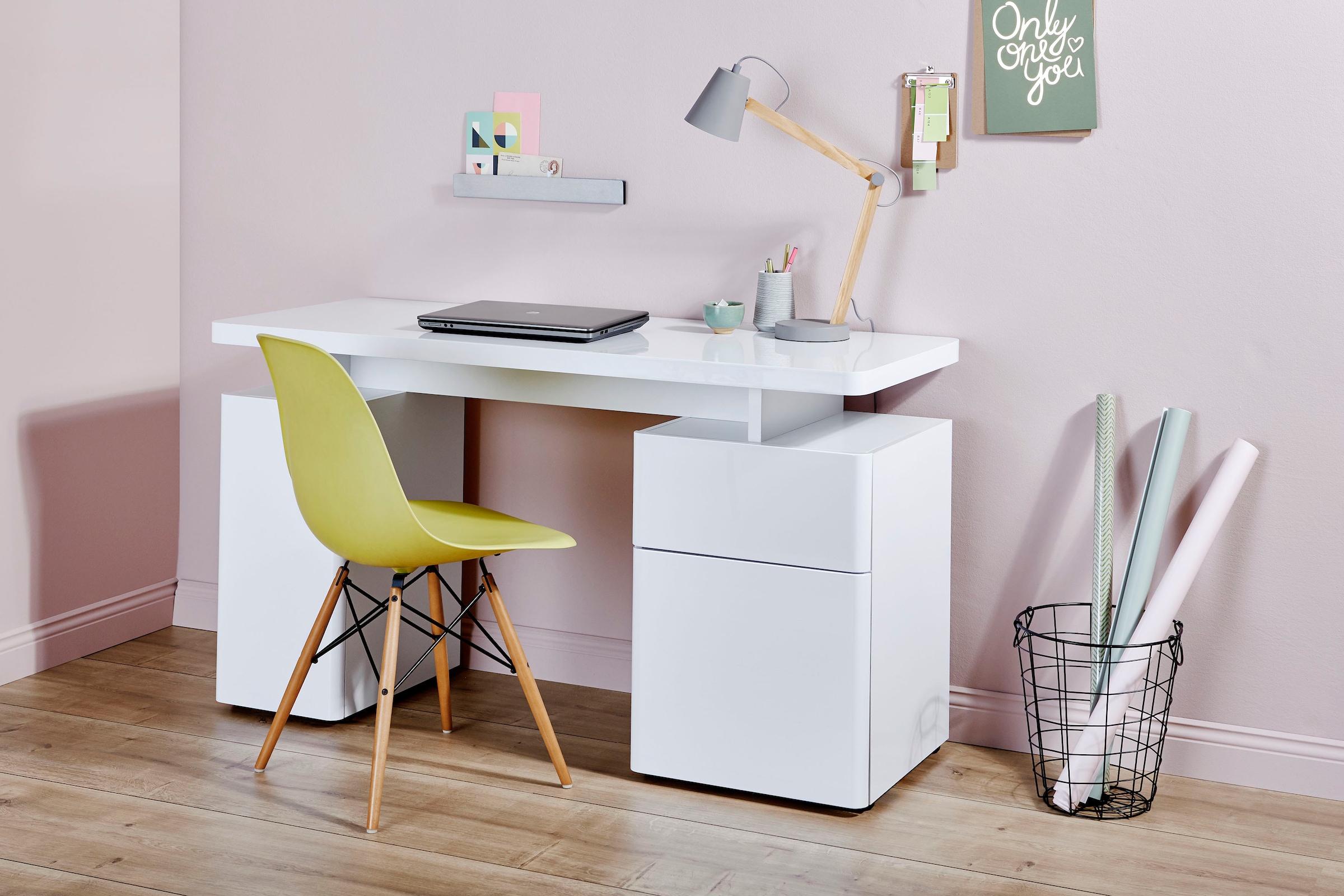 Jahnke Schreibtisch »CU-LIBRE 140«, (1 St.), Platzsparender Arbeitsplatz, mit 1 Schublade und 2 Türen, 135 cm