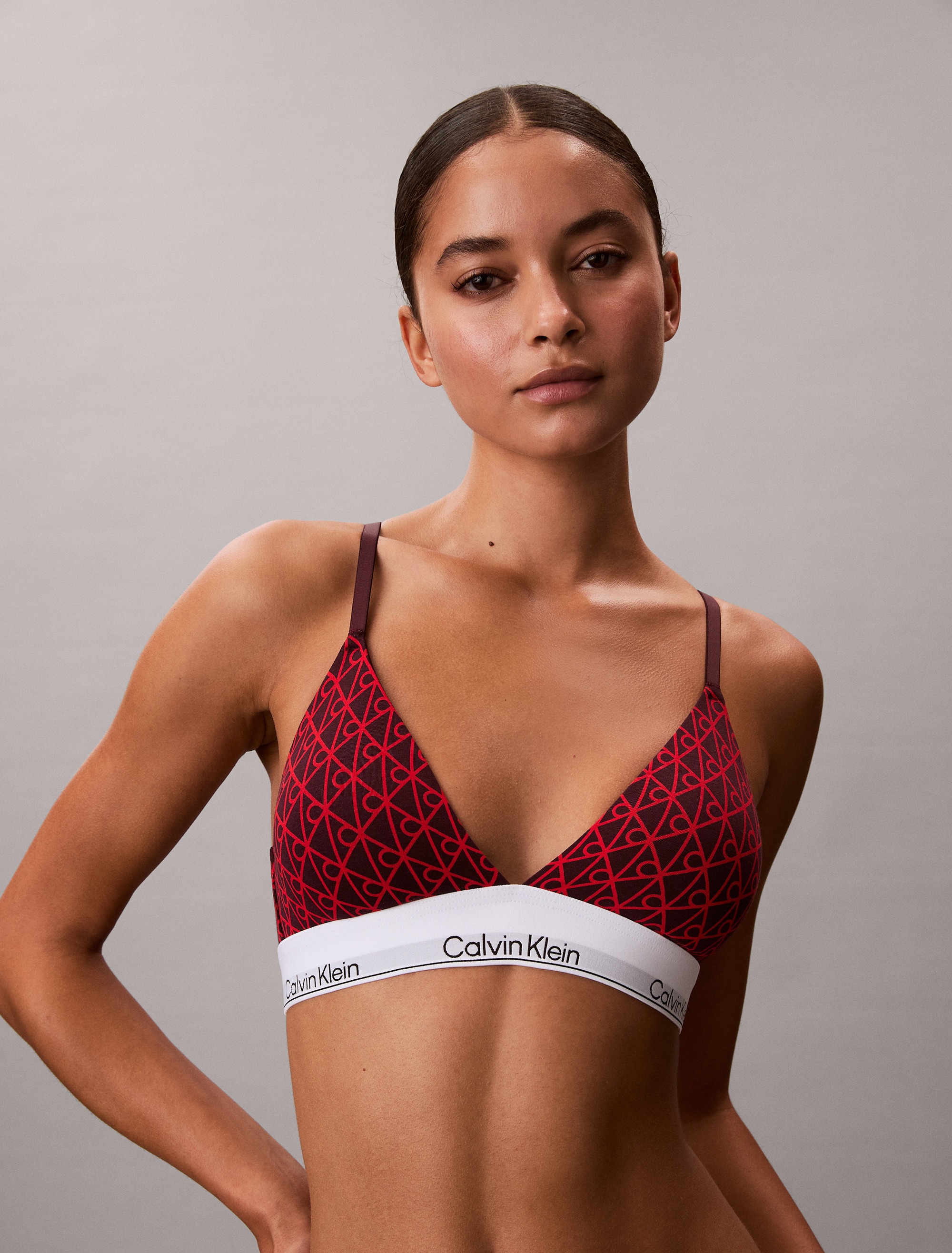 Calvin Klein Underwear Triangel-BH »LIGHTLY LINED TRIANGLE« Mit elastischem Saum
