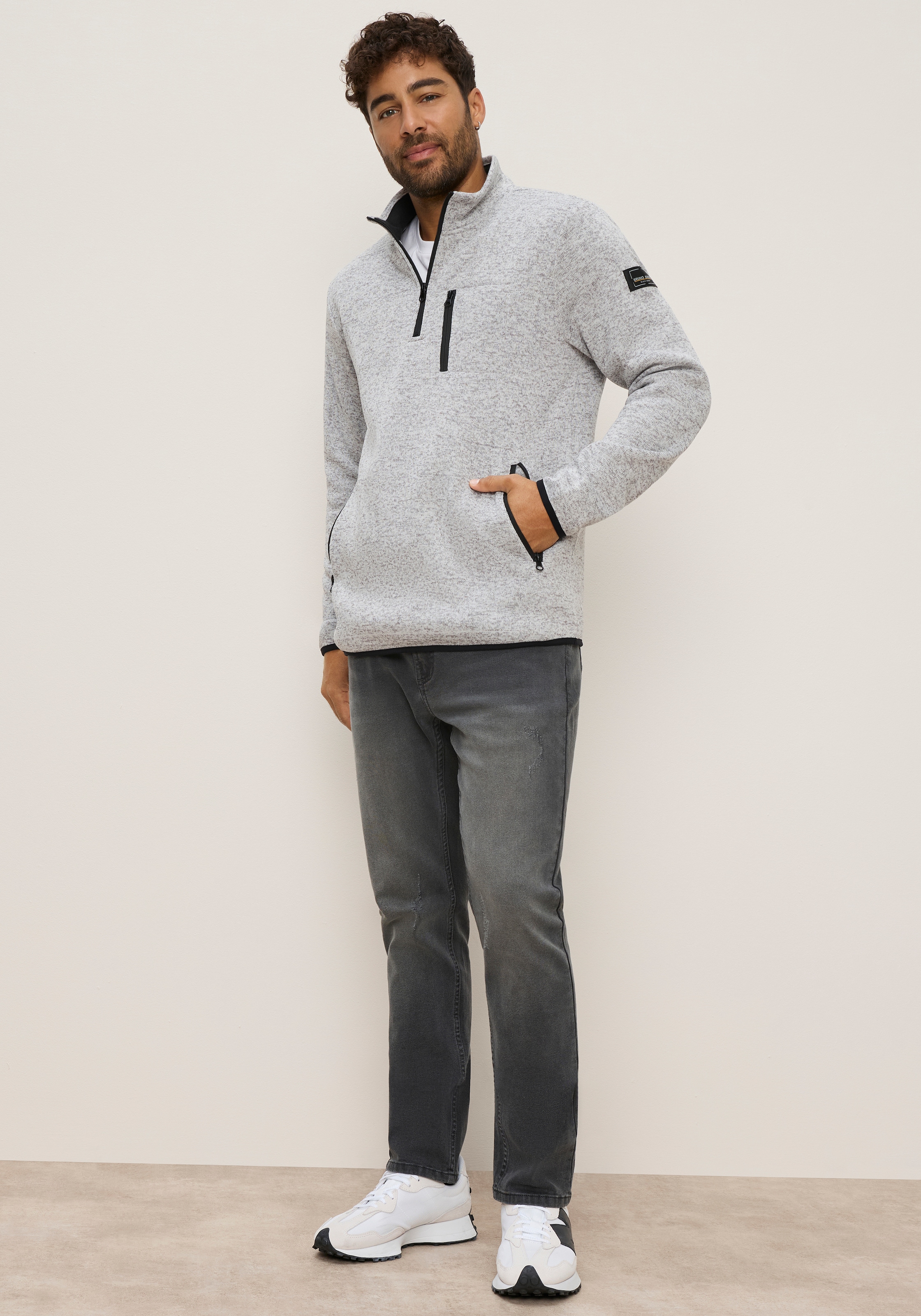 Bruno Banani Fleecepullover , mit hochschließendem Kragen und Reißverschluss, auch in großen Größen
