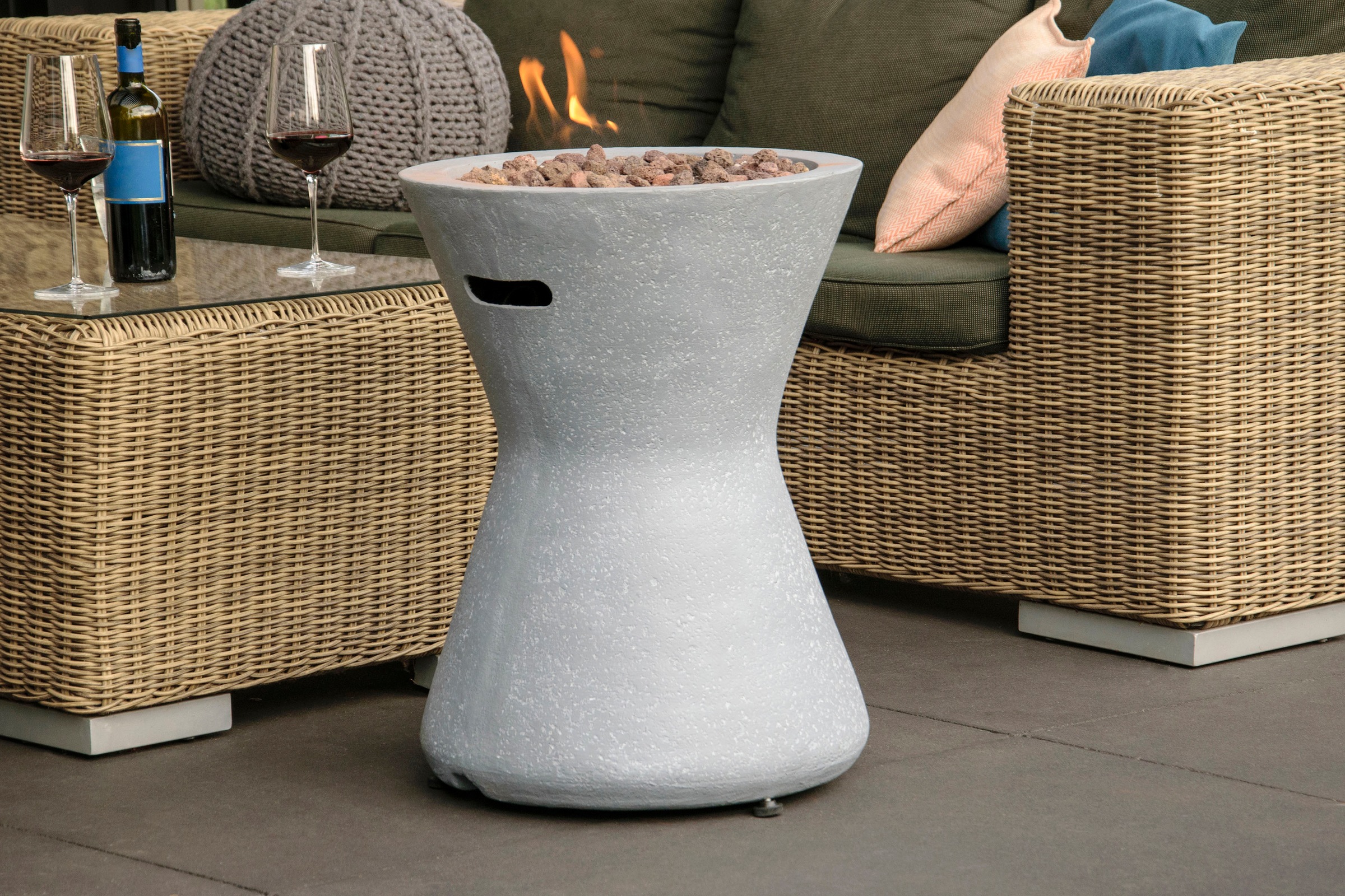 dobar Feuerstelle, aus Kunststein (Magnesia), BxLxH: 48x48x66 cm