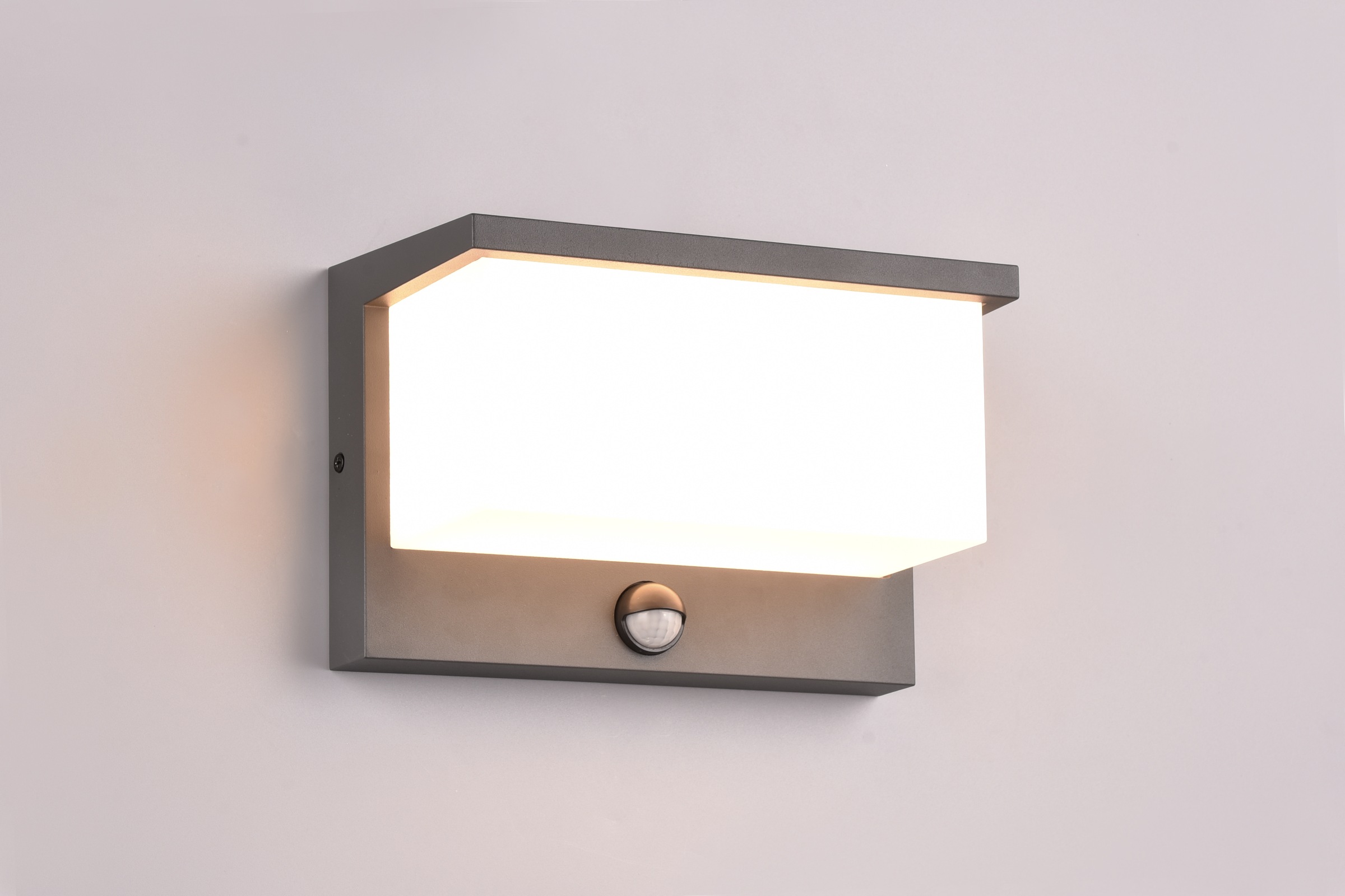 TRIO Leuchten LED Außen-Wandleuchte »NESTOS, Outdoor Wandlampe Hauswand IP54, LED 13W 1300 Lumen 3000 K«, 1 flammig, Leuchtmittel LED-Board | LED fest integriert, LED Wandlampe anthrazit, Garten Terrasse Hauswand, mit Bewegungsmelder