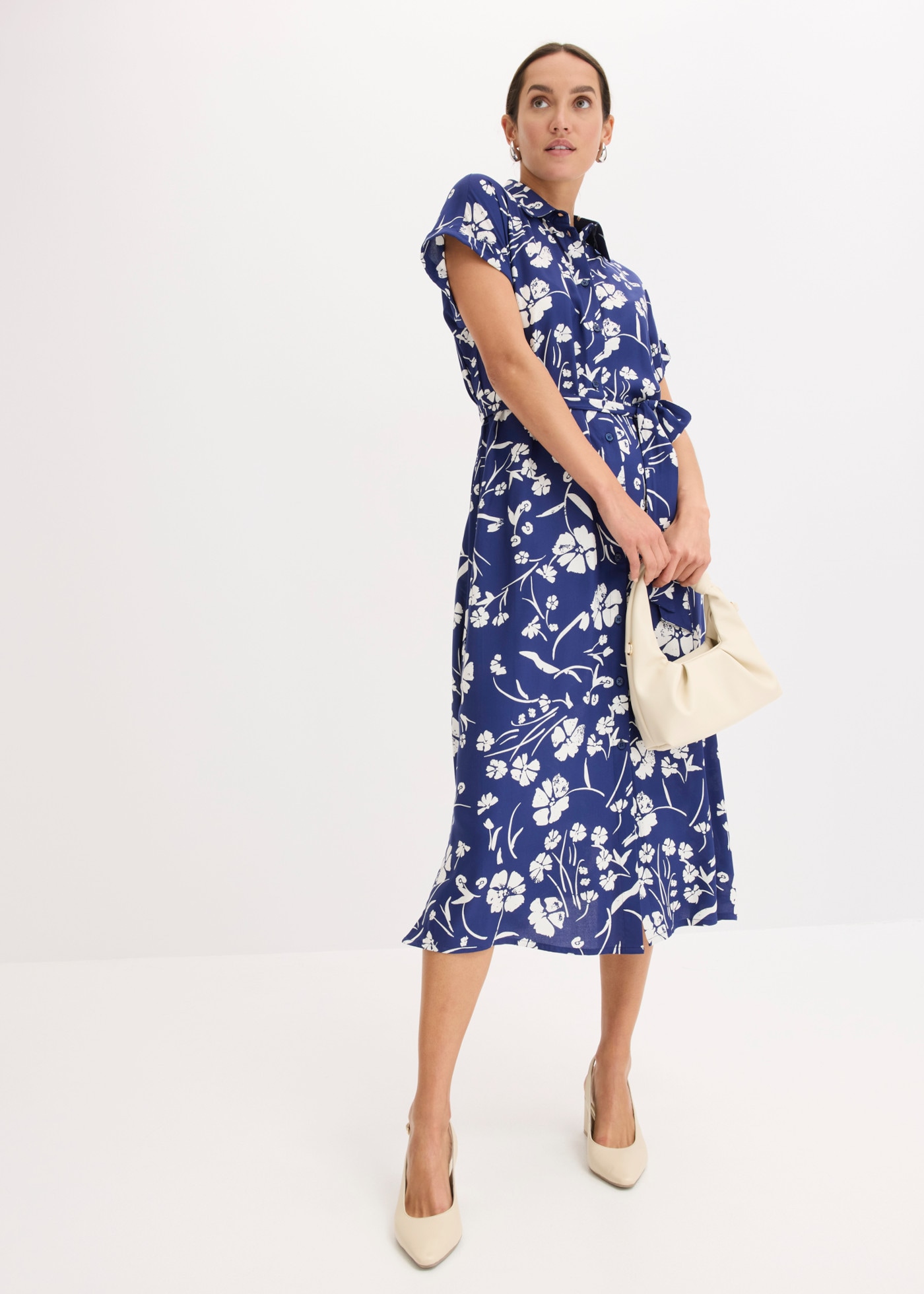 bonprix Blusenkleid feminin geschnitten, mit Hemdblusenkragen, Kurzarm, mit Bindeband