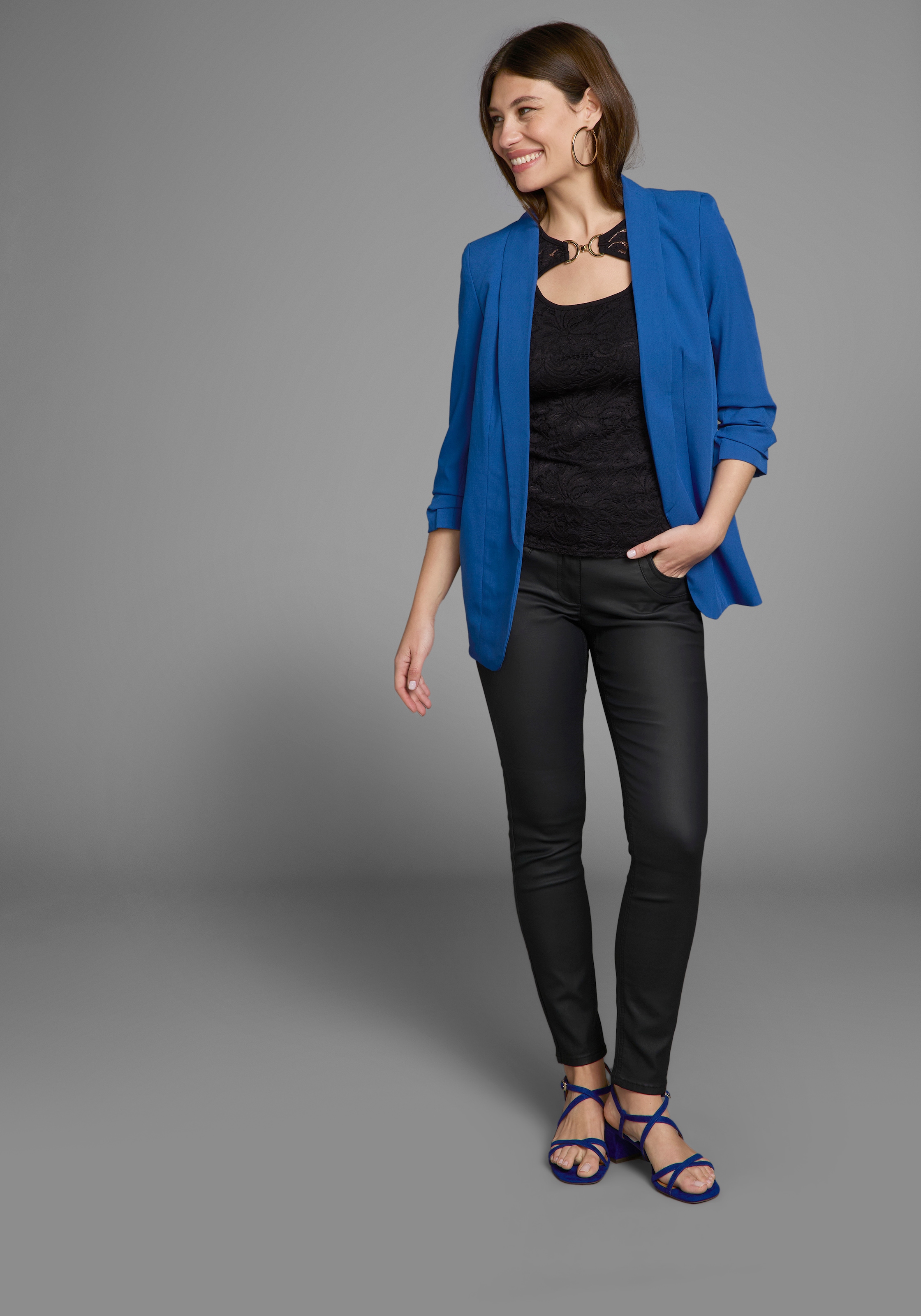 Melrose Spitzentop mit Zierschnalle